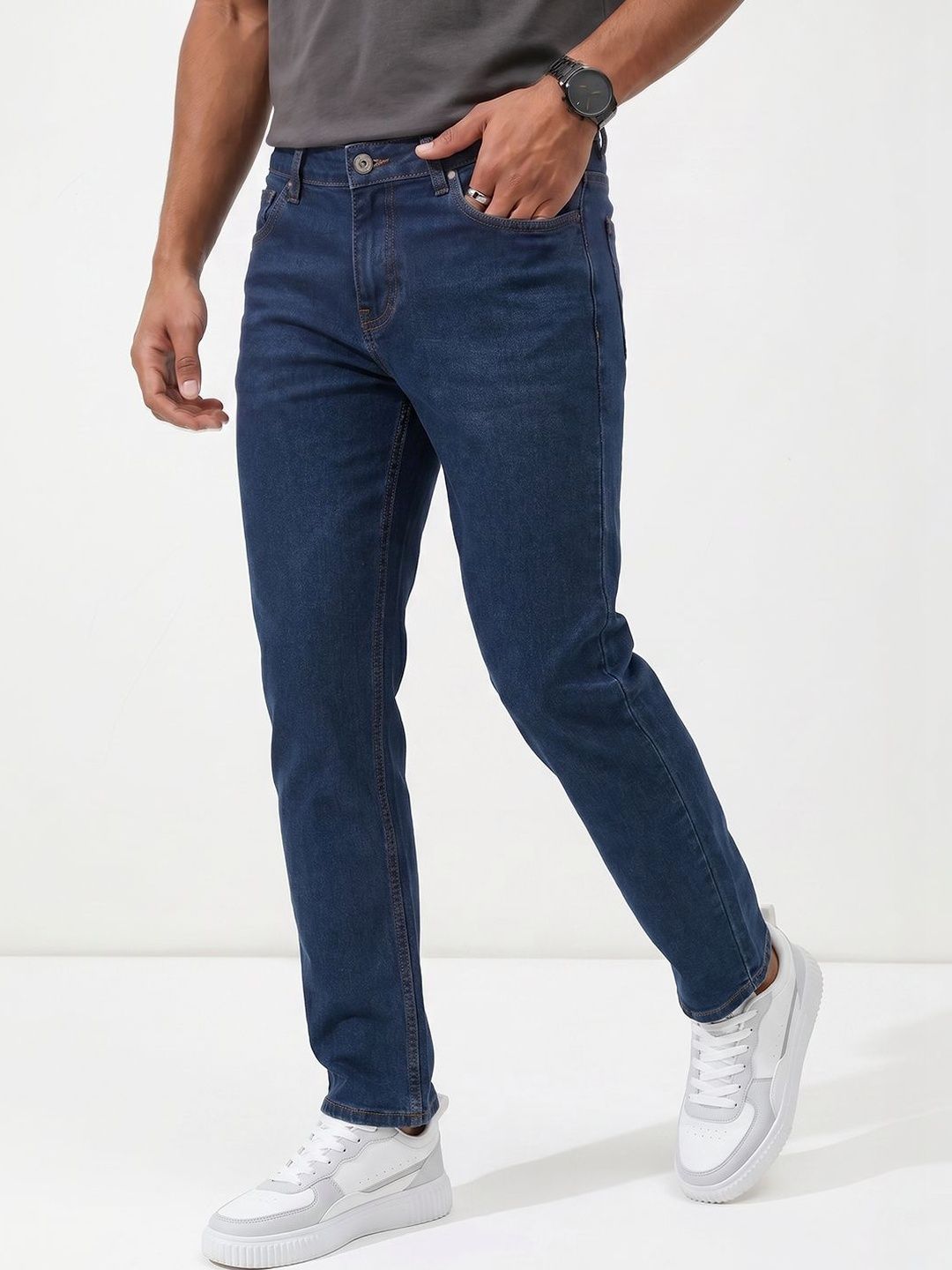 The Roadster Life Co. Men Slim Fit Mid-Rise Light Fade Stretchable Jeans