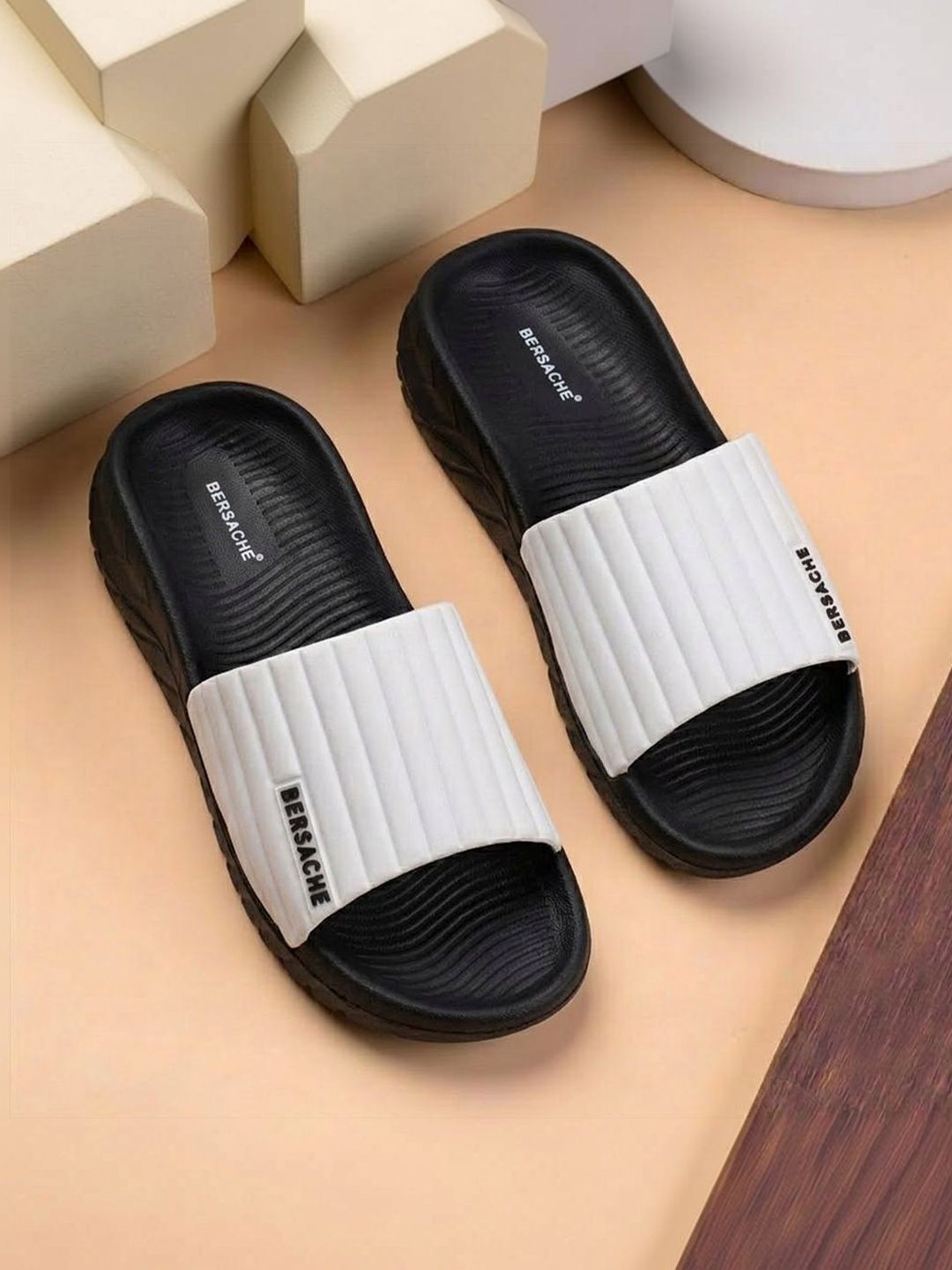 BERSACHE BERSACHE Men Rubber Sliders