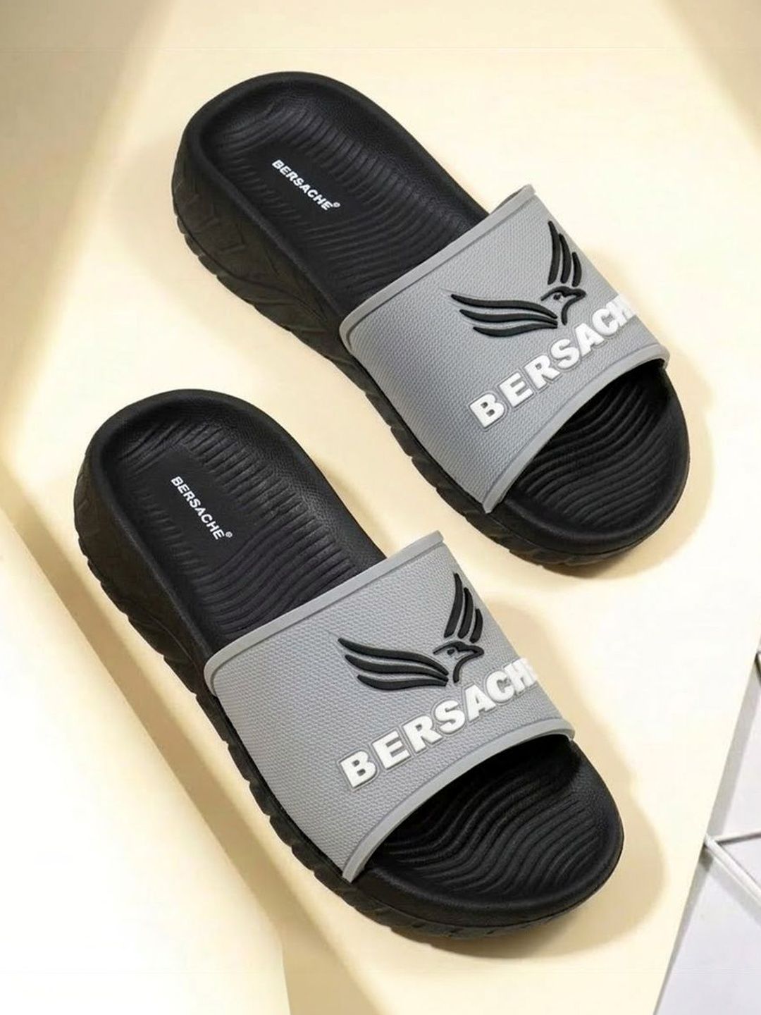 BERSACHE Men Printed Rubber Sliders