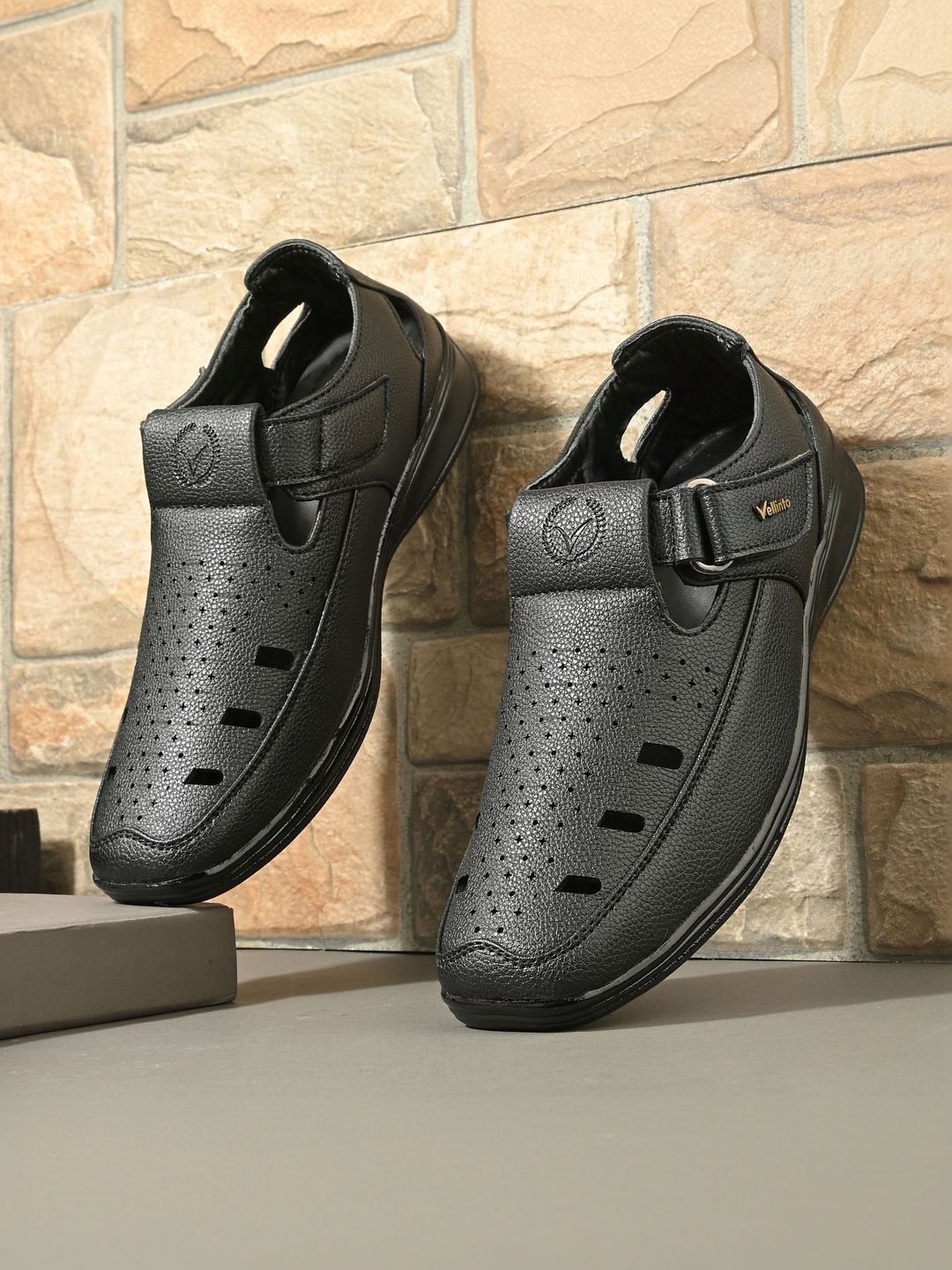 Vellinto Men Shoe-Style Sandals