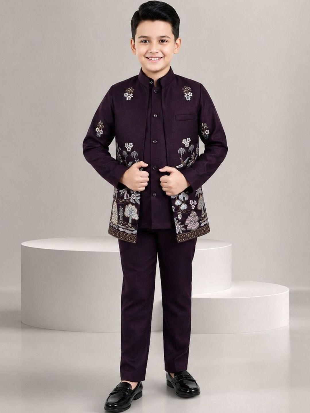 Sangria Boys Embroidered Mandarin Collar Sherwani