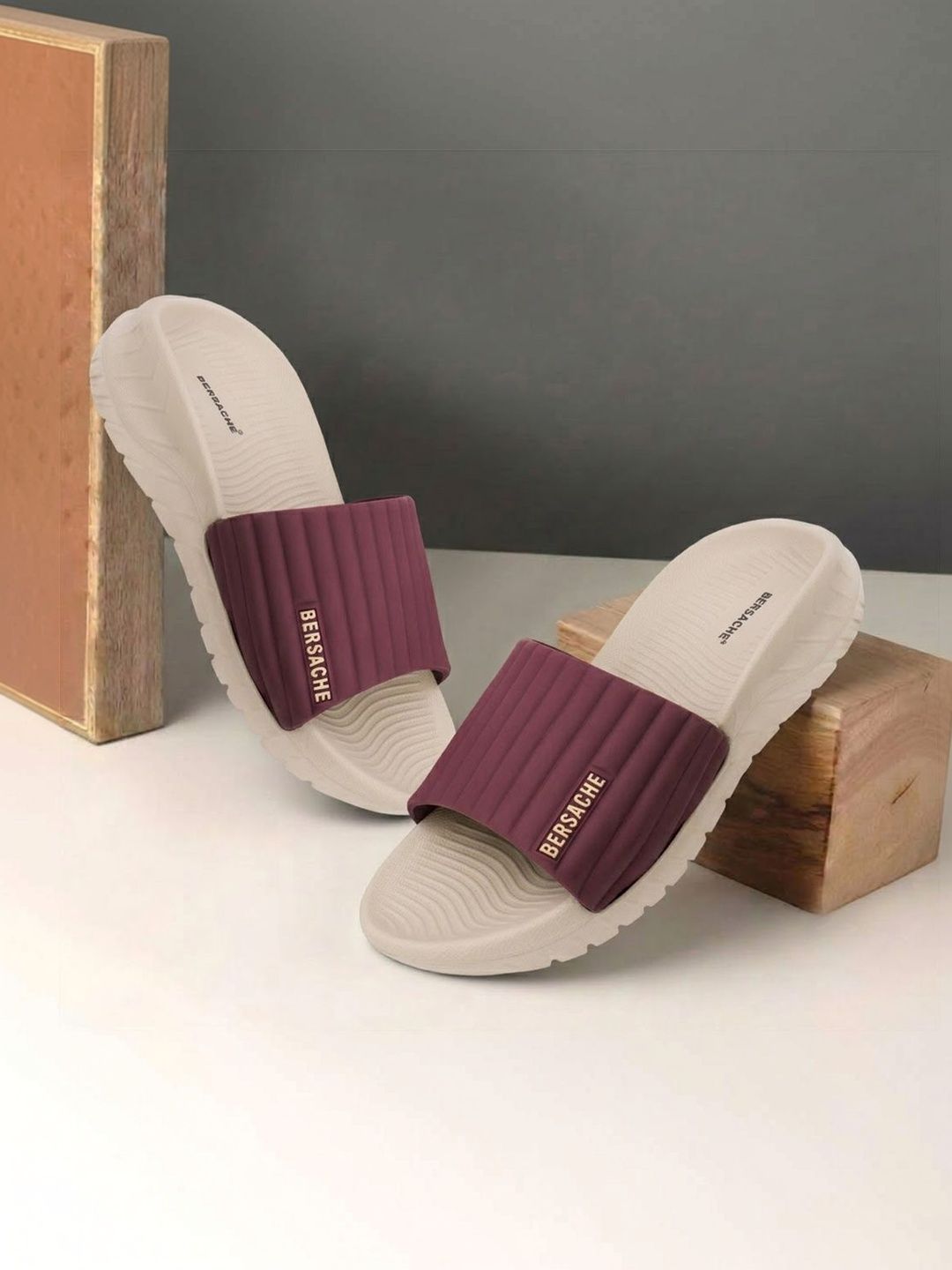BERSACHE Men Rubber Sliders