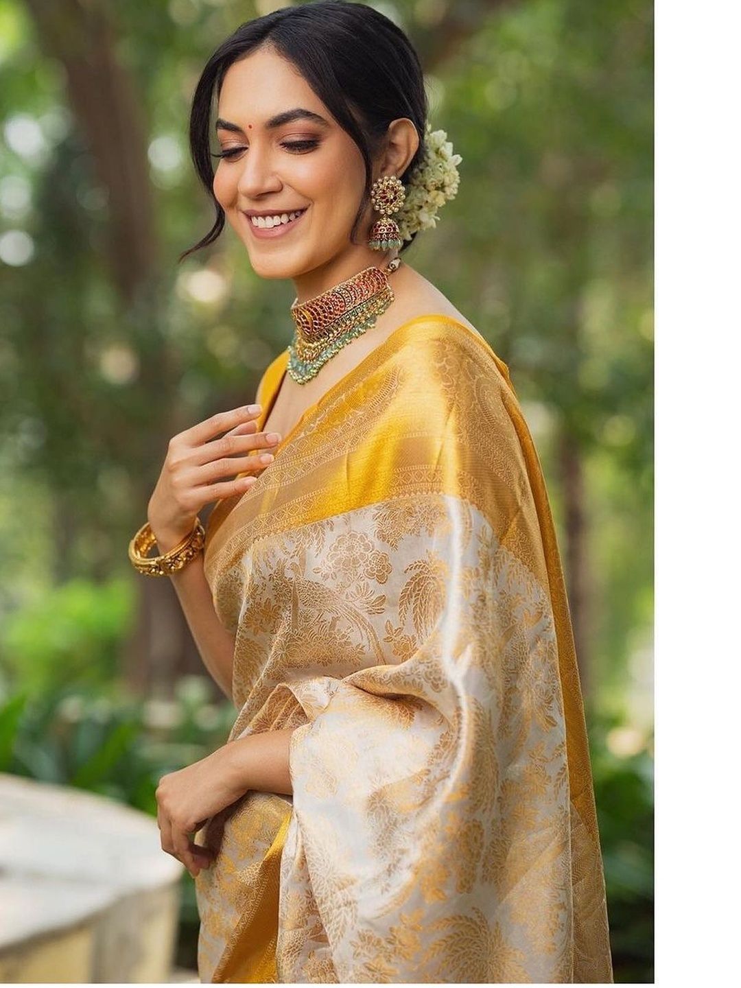 MISHRI TEX FAB Woven Design Zari Art Silk Designer Kanjeevaram Saree