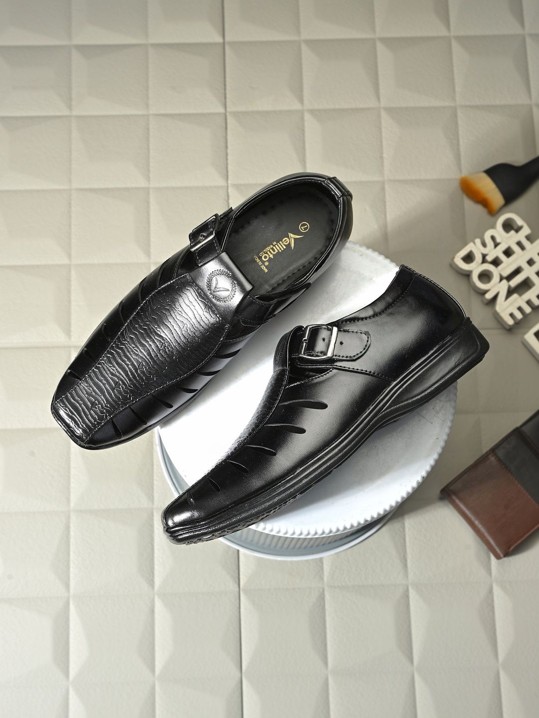 Vellinto Men Fisherman Sandals