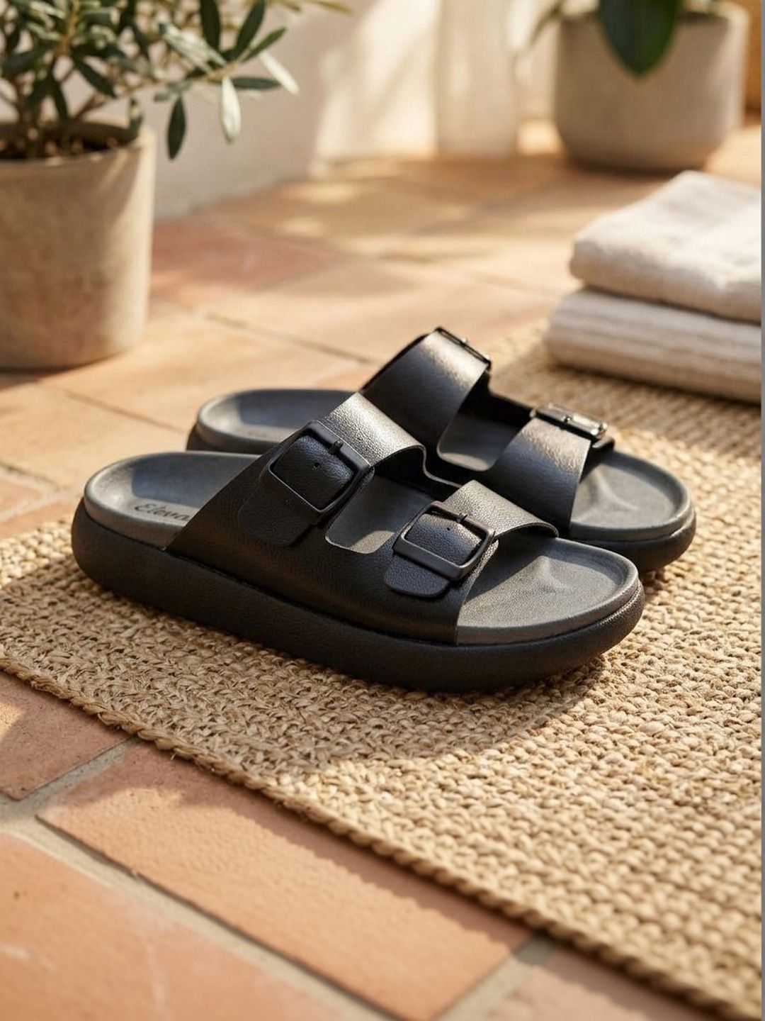 ELEVATE STEPS Men Sliders