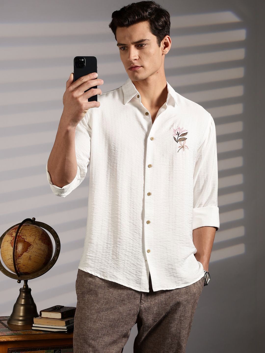 Eszett Eszett Men Solid Linen Shirts