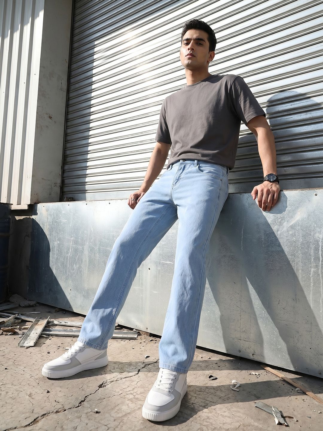 The Roadster Life Co. Men Regular Fit Stretchable Jeans