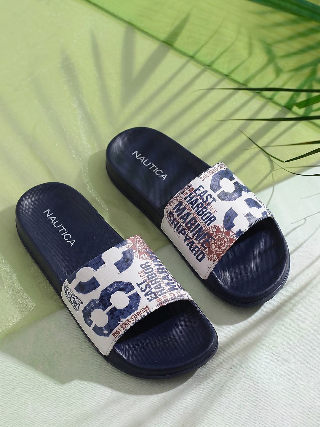 Nautica Men Printed Sliders