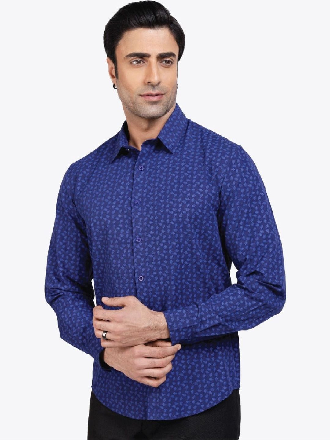 WEWEAR Men Printed Casual Shirt