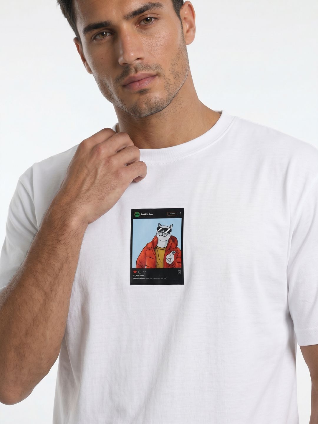 glitchez White Graphic Photo Printed Relaxed Fit T-shirt