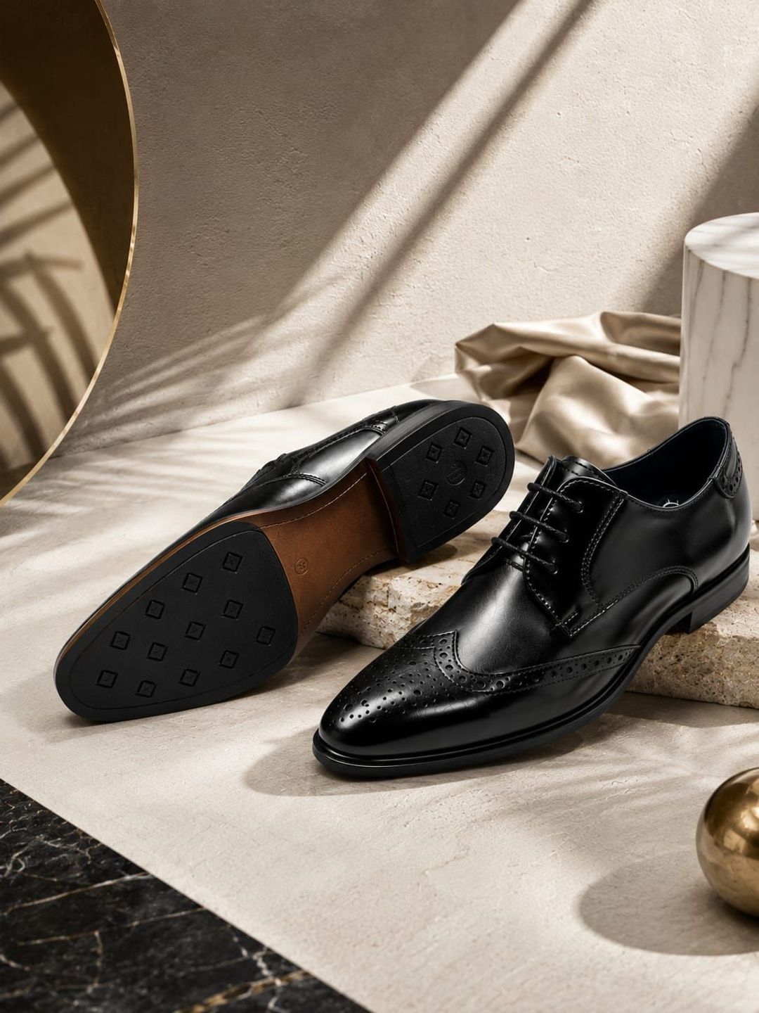 House of Pataudi Men Pointed-Toe Formal Brogues