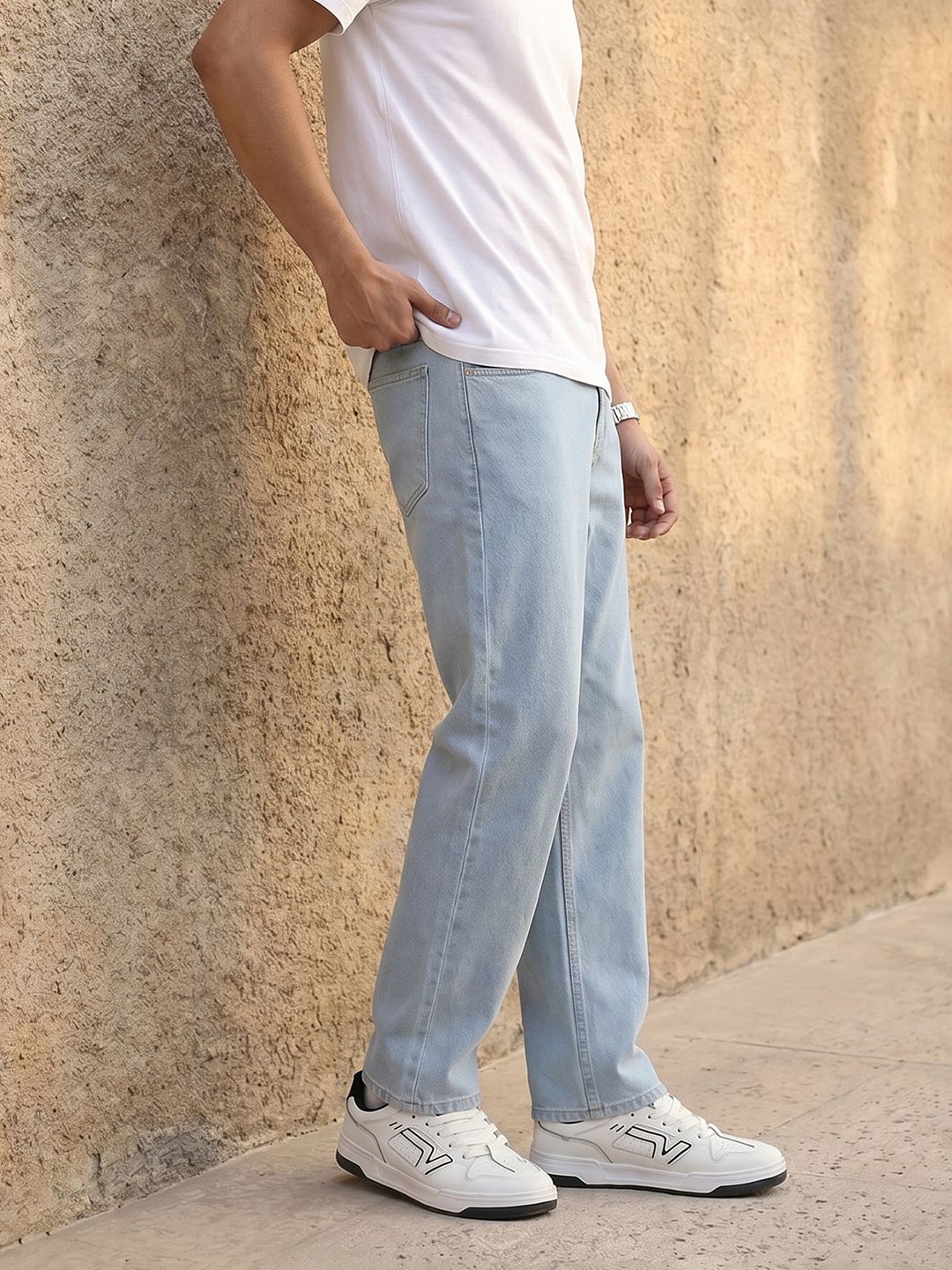 The Roadster Life Co. Men Relaxed Fit Light Shade Jeans
