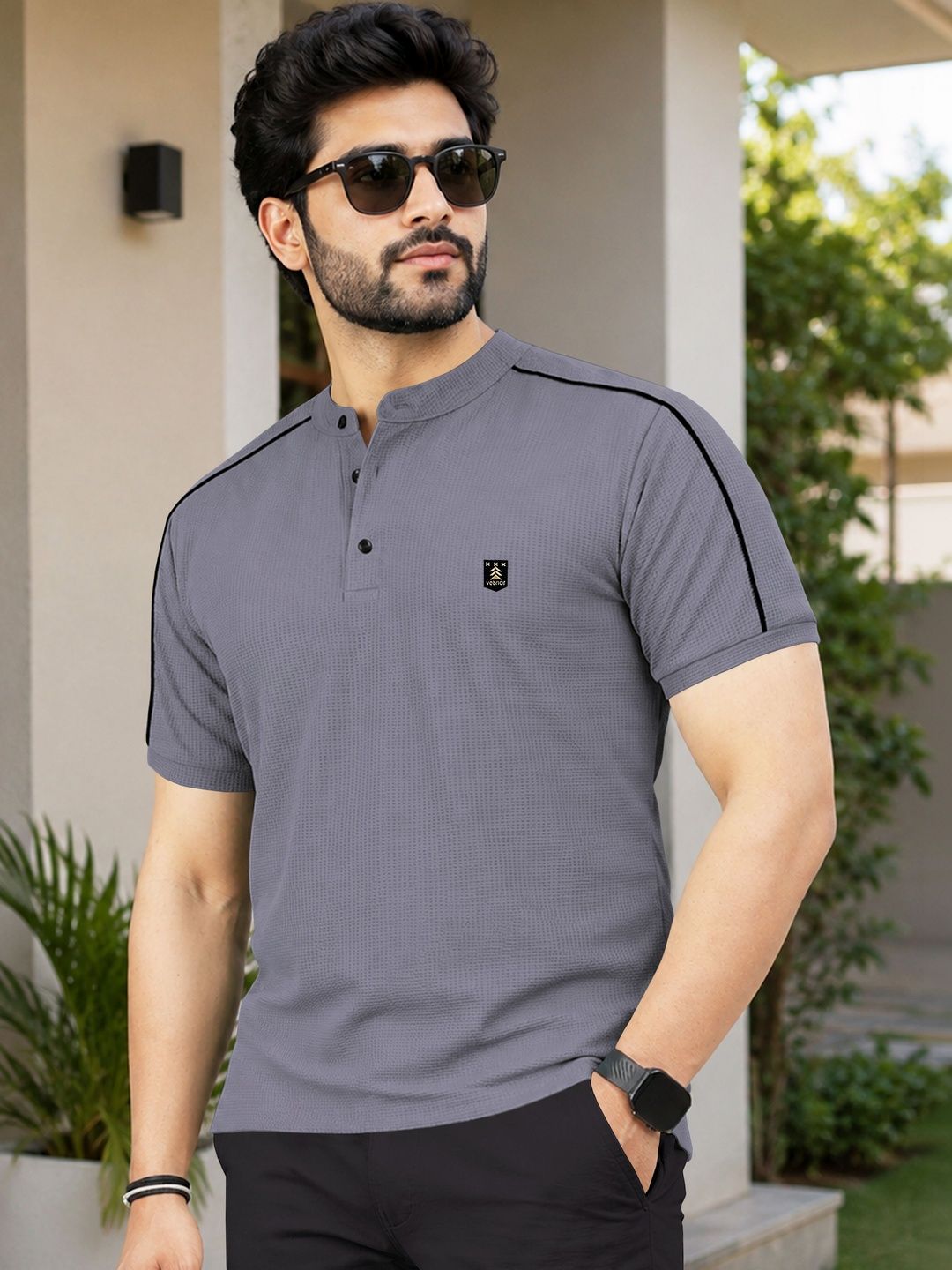 VeBNoR Men Mandarin Collar T-shirt