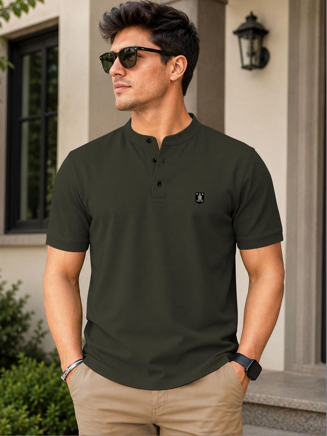 VeBNoR Men Mandarin Collar T-shirt