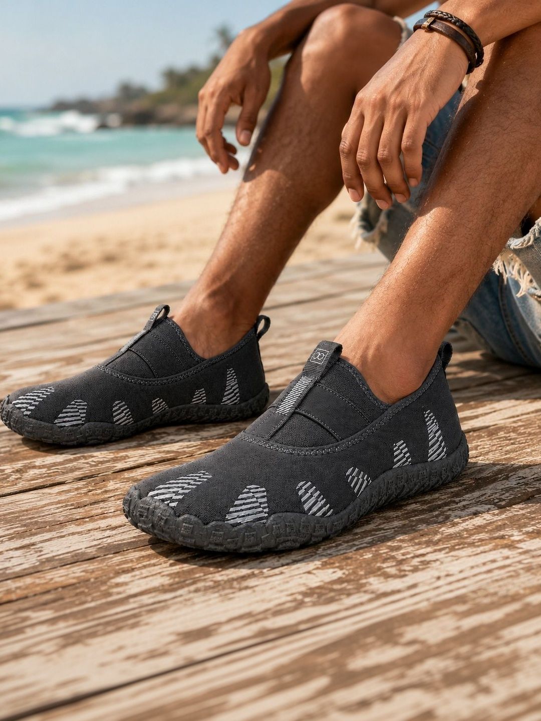 JO Men Mesh Walking Shoes