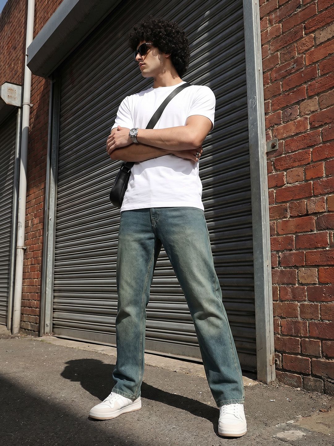 The Roadster Life Co. Men Medium Shade Stretchable Jeans