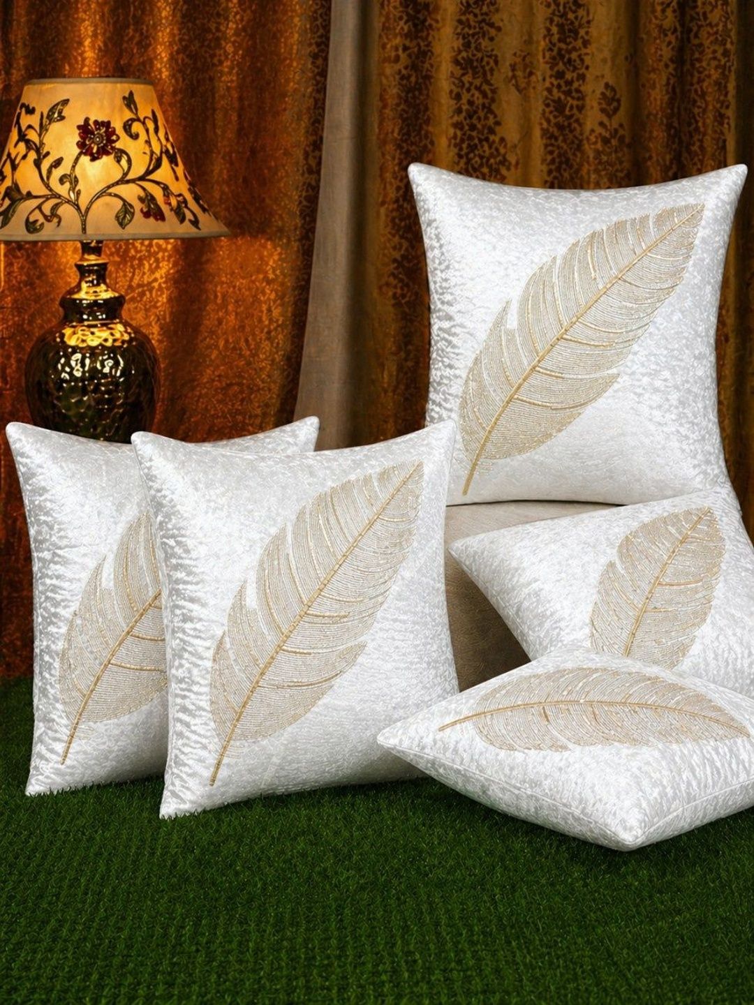 LOFEY LOFEY White Set of 5 Velvet Square Cushion Covers