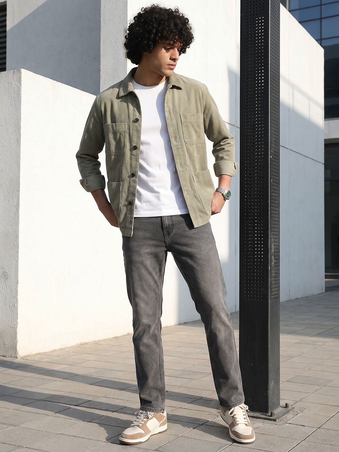 The Roadster Life Co. Light Fade Jeans