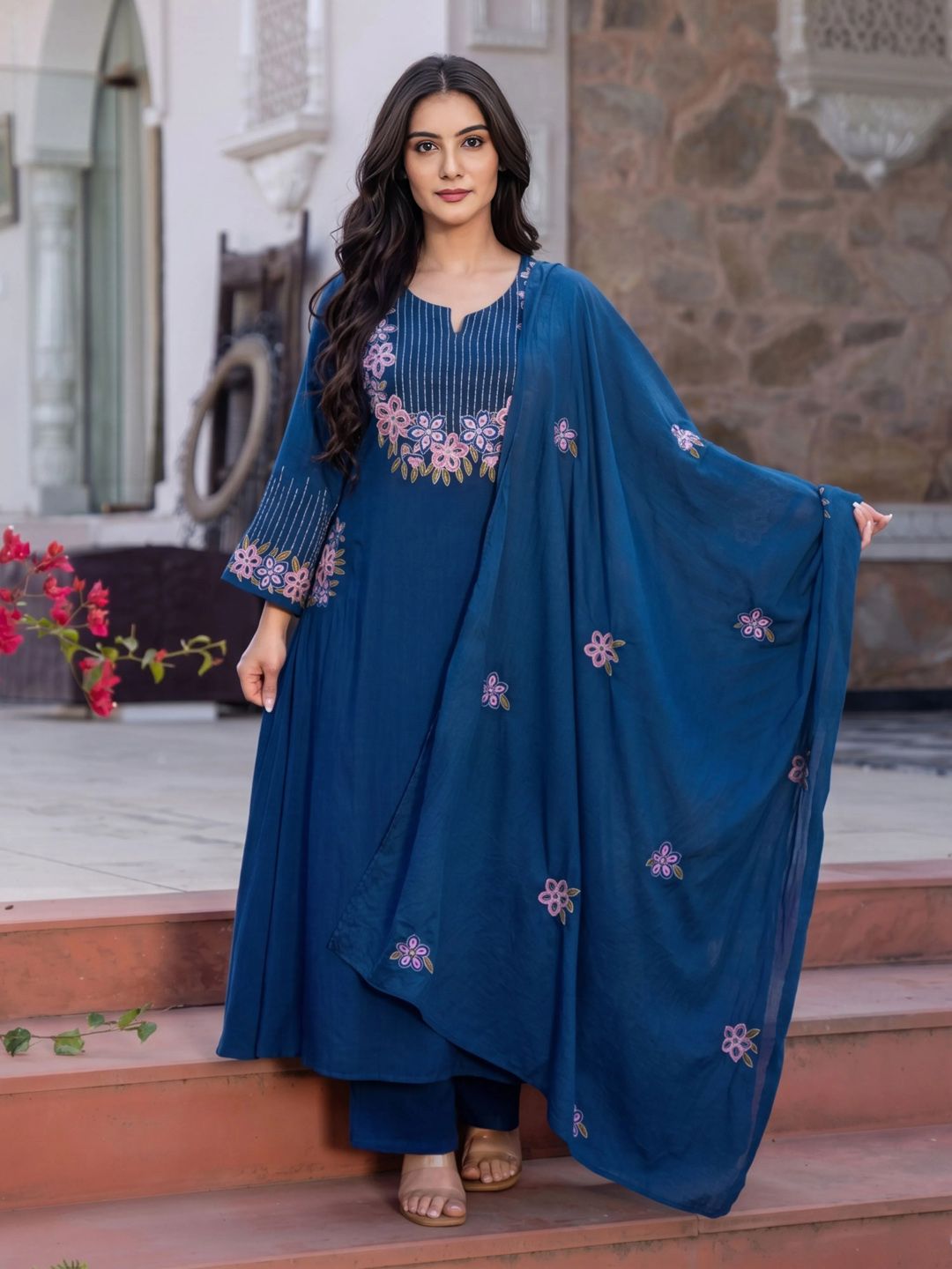 HERE&NOW Women Floral Embroidered Regular Thread Work Kurta with Palazzos & With Dupatta