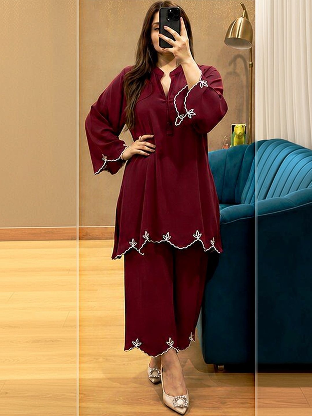 kipek Women Regular Thread Work Kurta with Palazzos