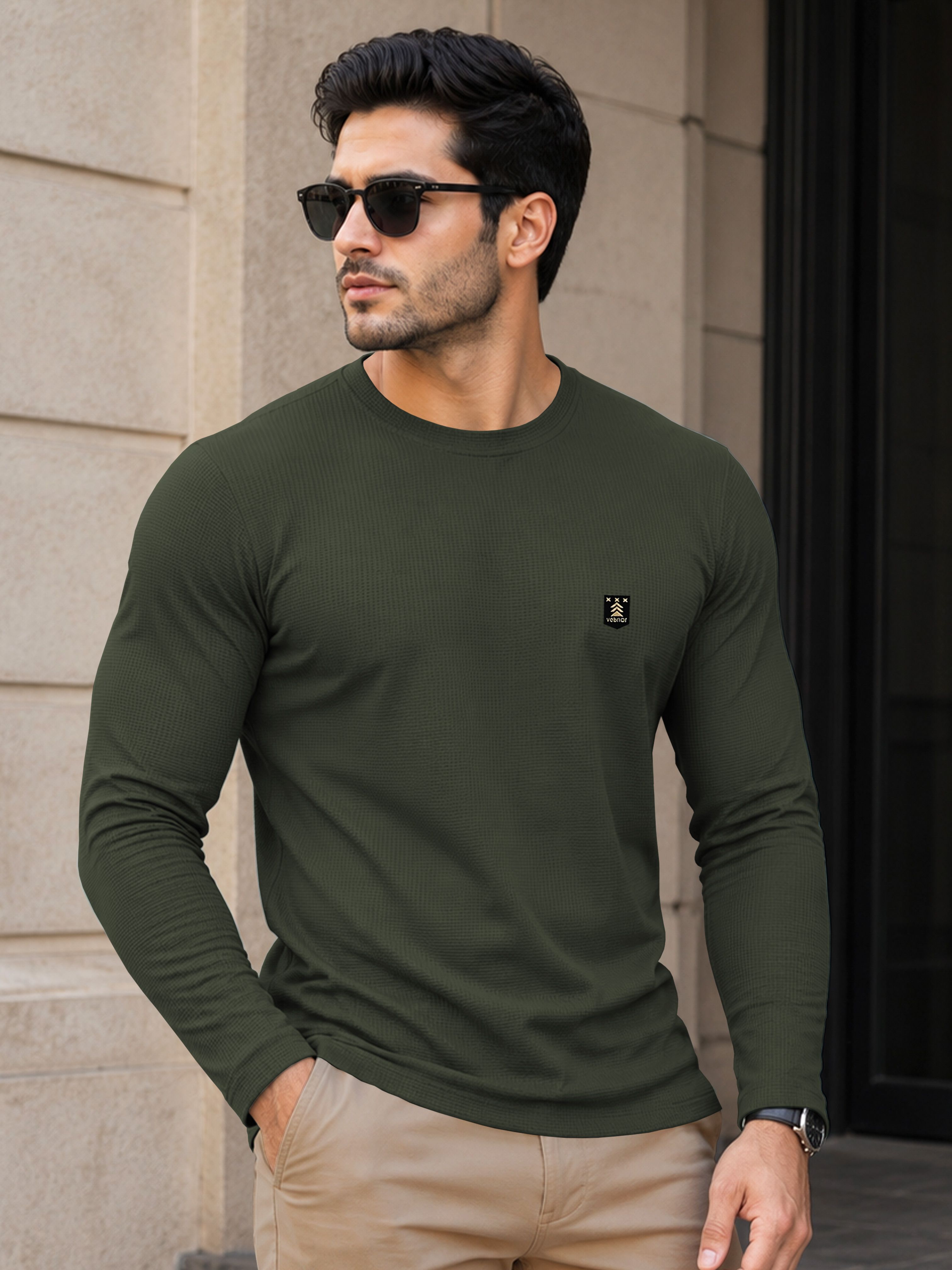 VeBNoR Men Self Design Round Neck Casual T-shirt