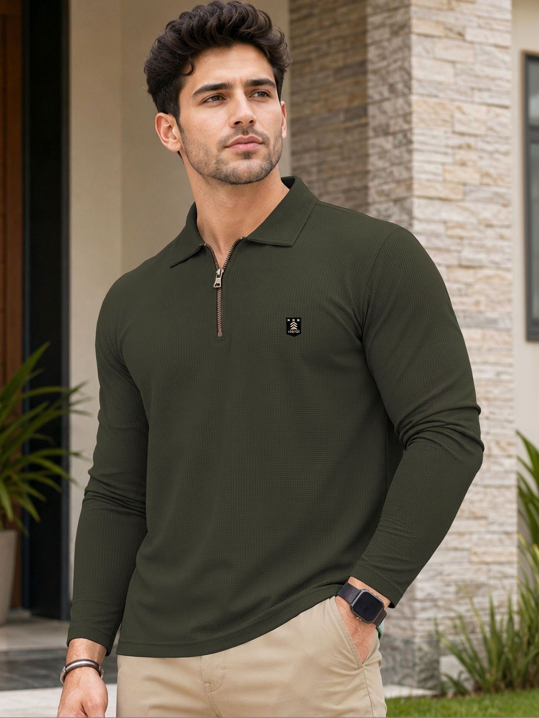 VeBNoR Men Self Design Polo Collar Slim Fit T-shirt