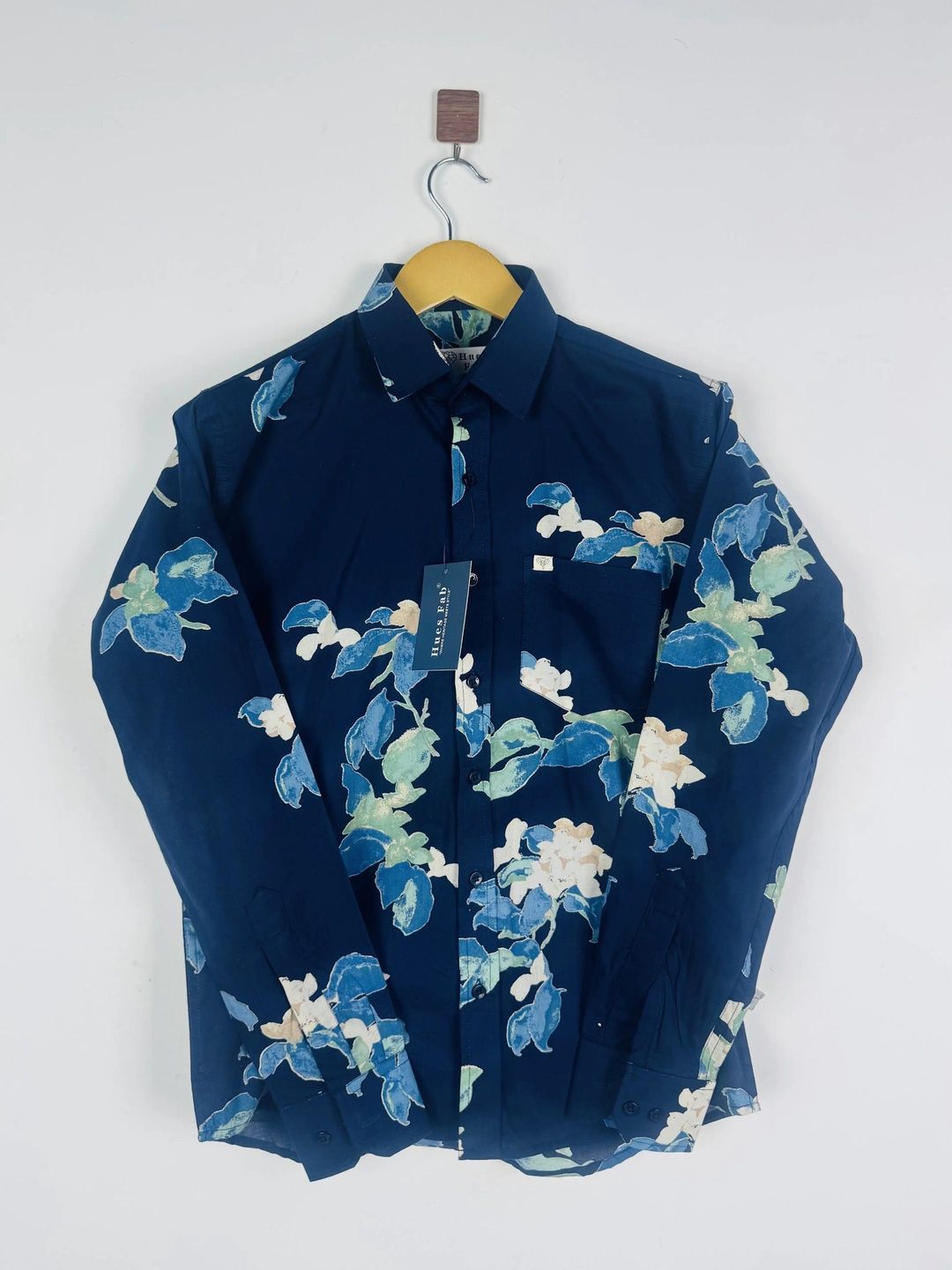 Hues Fab Men Slim Fit Floral Printed Casual Shirt