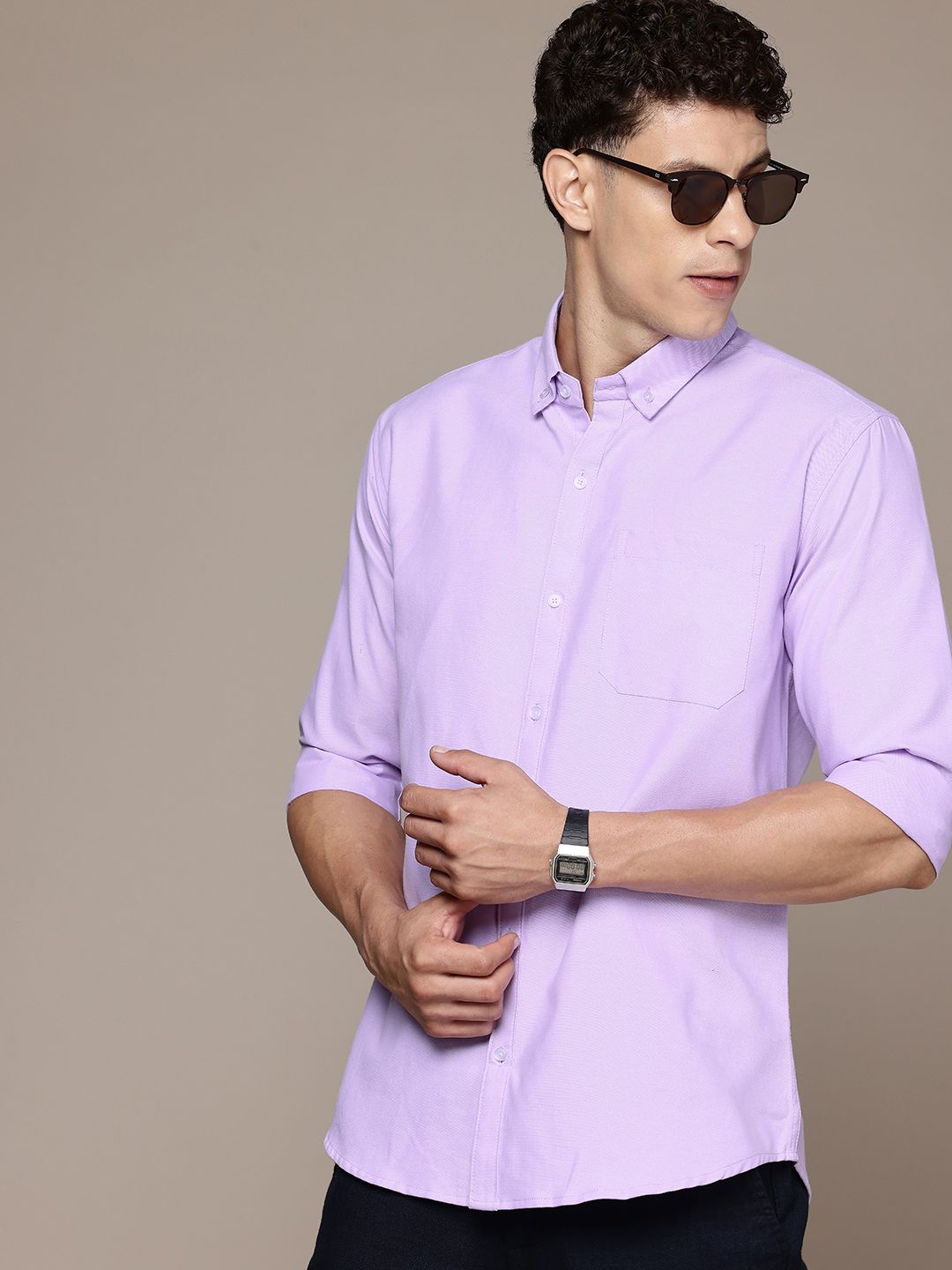 DIVISIVE Button-Down Collar Slim Fit Casual Shirt