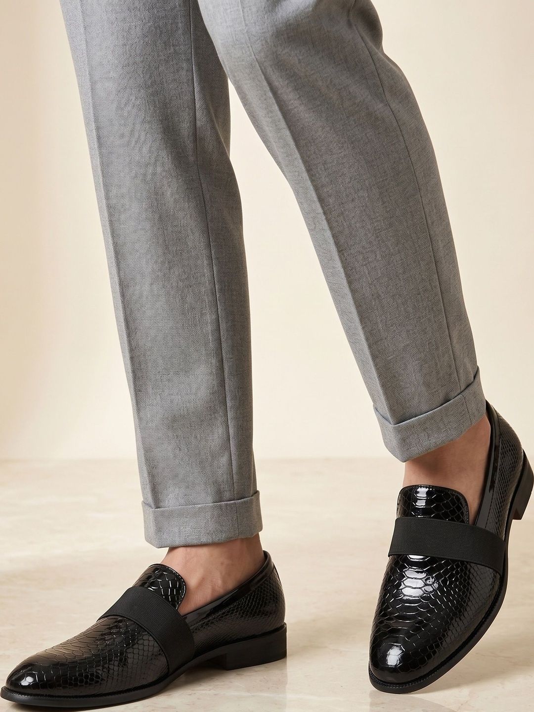 House of Pataudi Men Textured Pointed Toe Slip-On Loafers Formal Shoes