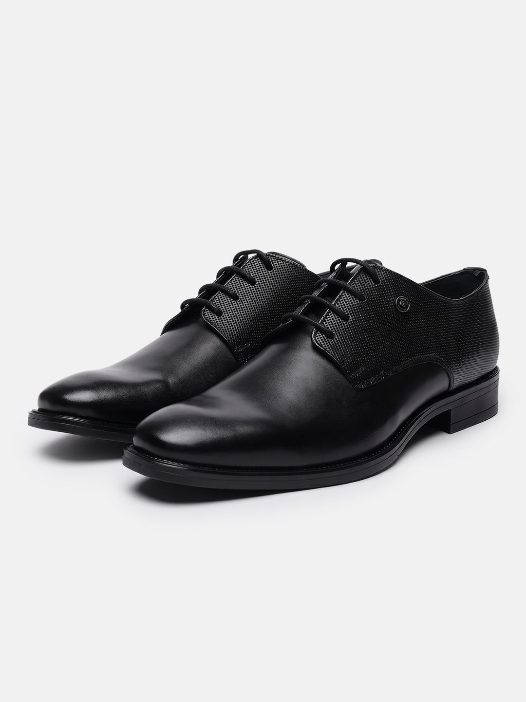 Kenneth Cole Men Textured Synthetic Round Toe Lace-Ups Leather Derbys