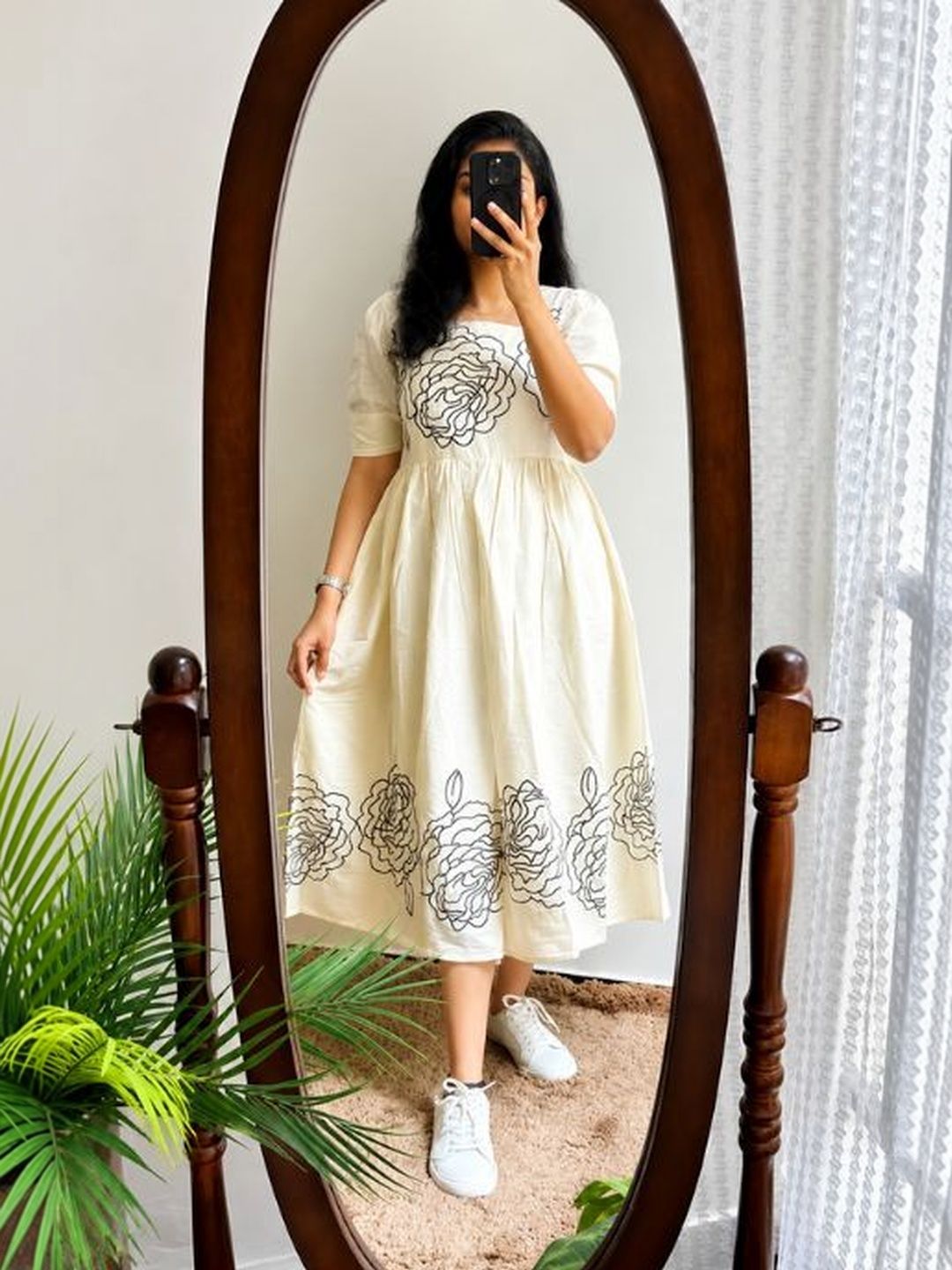 HOOk i HOOk i Floral Embroidered Puff Sleeve A-Line Midi Dress