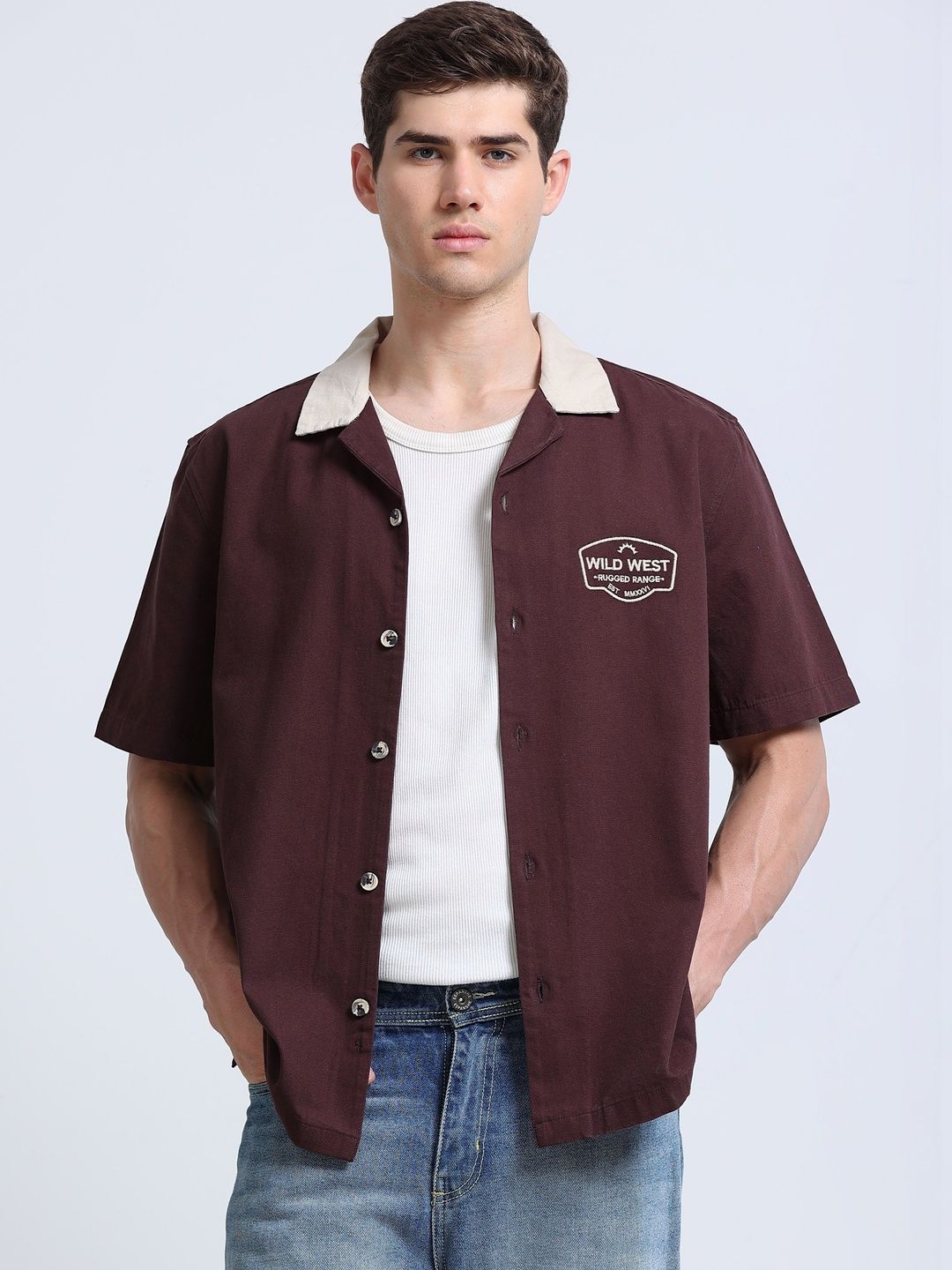 GLORYBOYZ Men Relaxed Fit Contrast Collar Embroidered Half Sleeve Resort Shirt