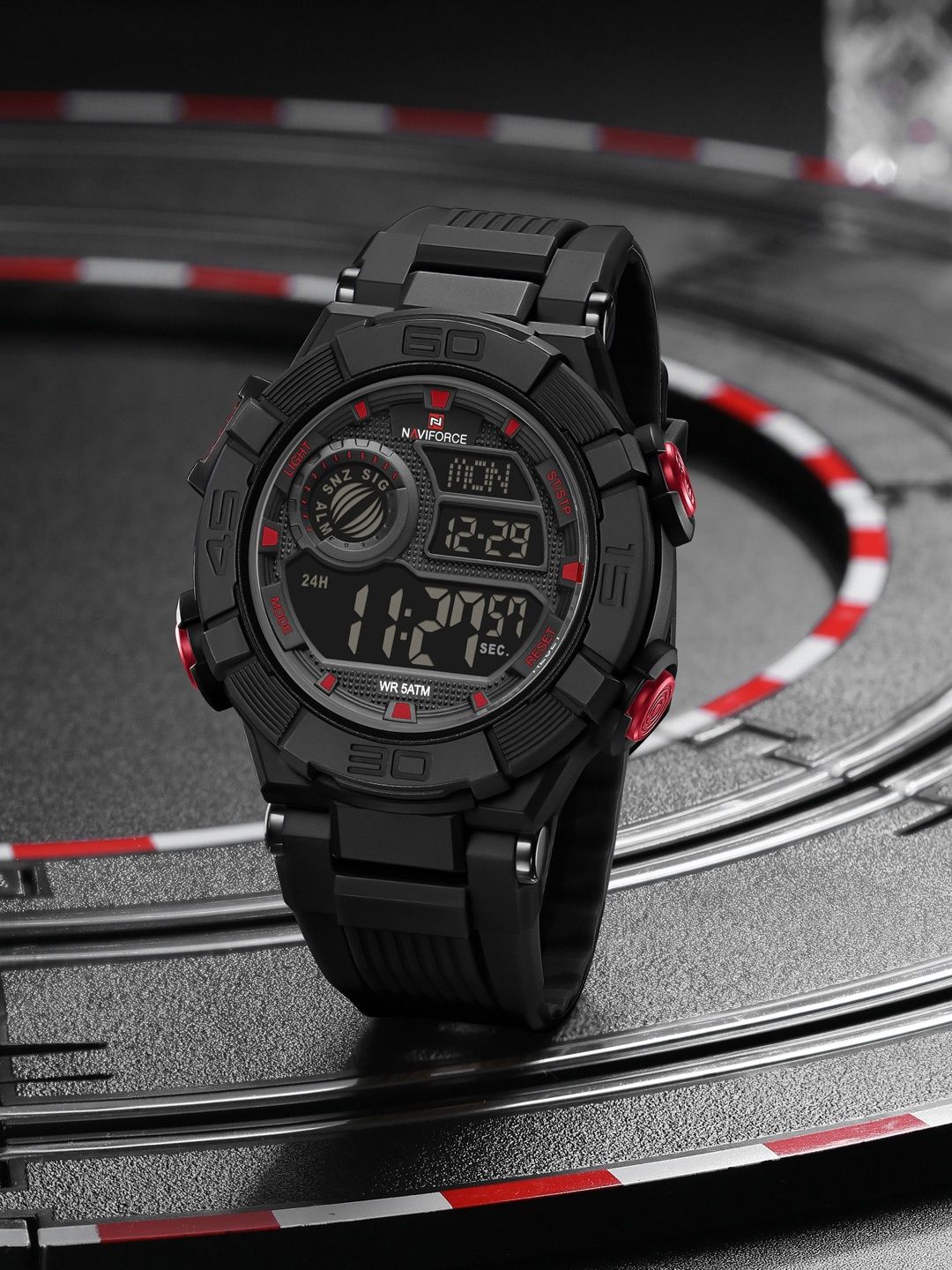 Naviforce Naviforce Men Dial & Straps Analogue and Digital Multi Function Watch NF7131 B-R