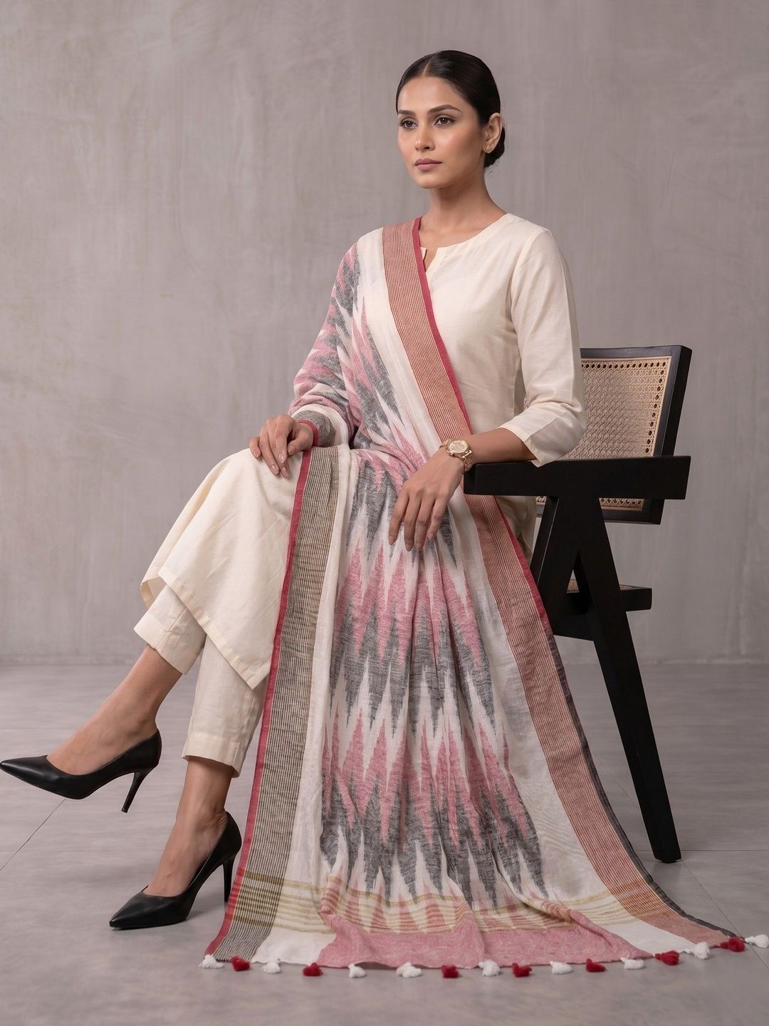 Navibhu Ethnic Motifs Woven Design Ikat Dupatta