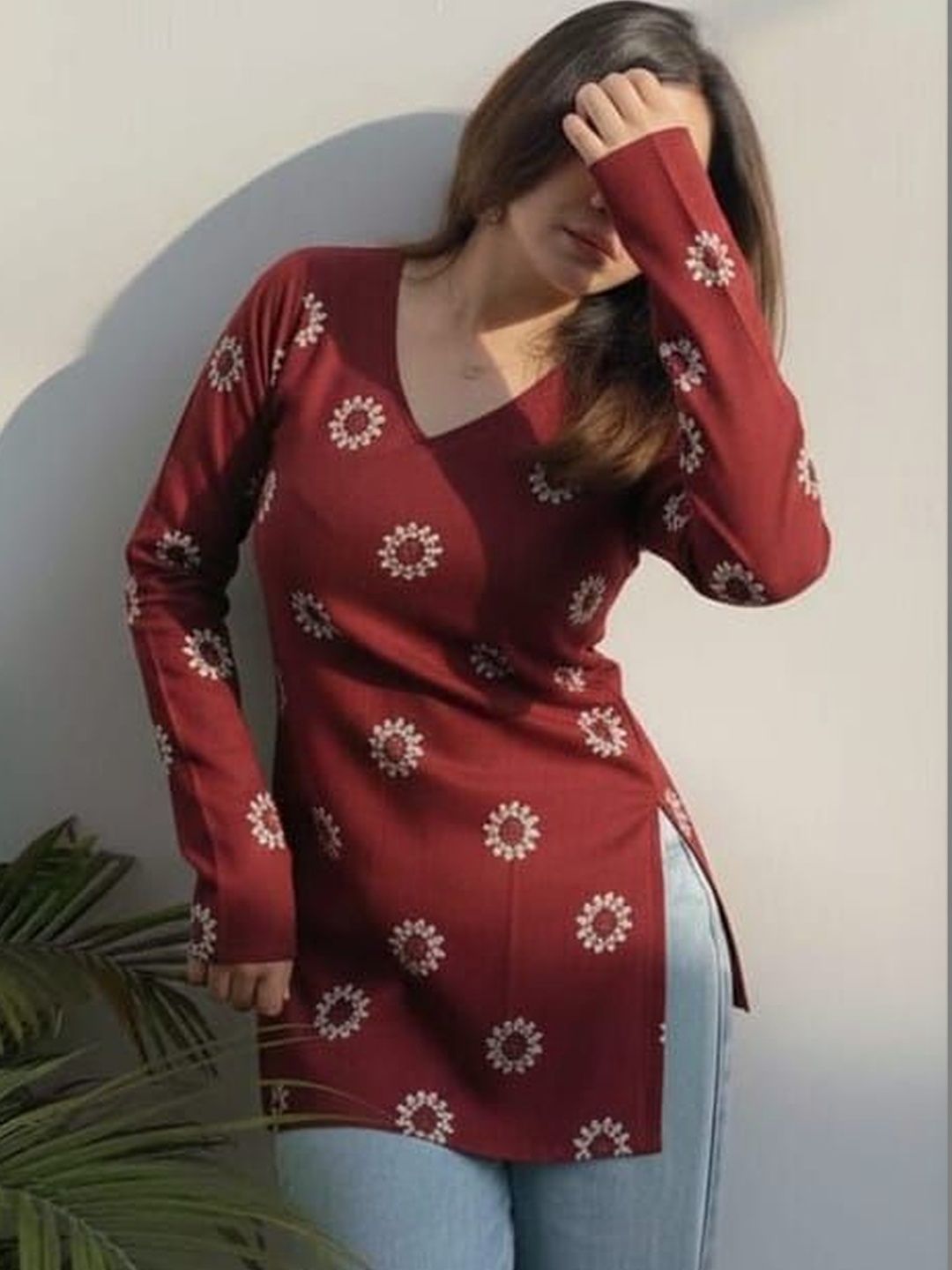 HERE&NOW X fwd Floral Printed V-Neck Kurti