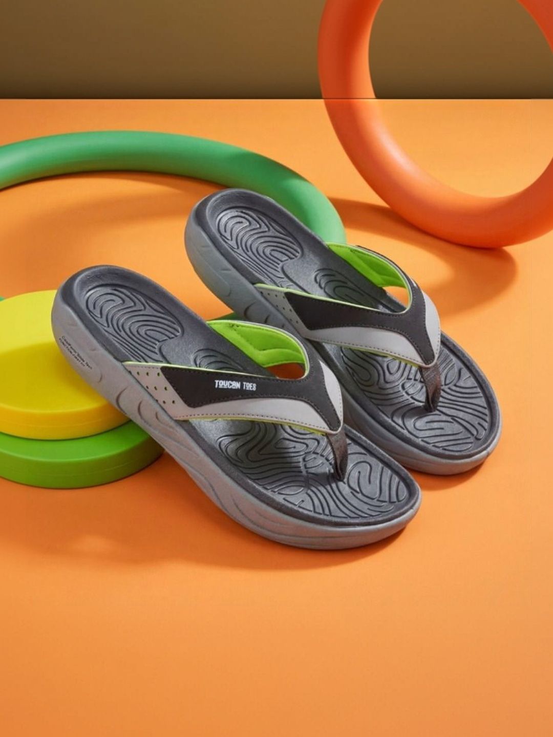 Toucantoes Men Thong Flip-Flops