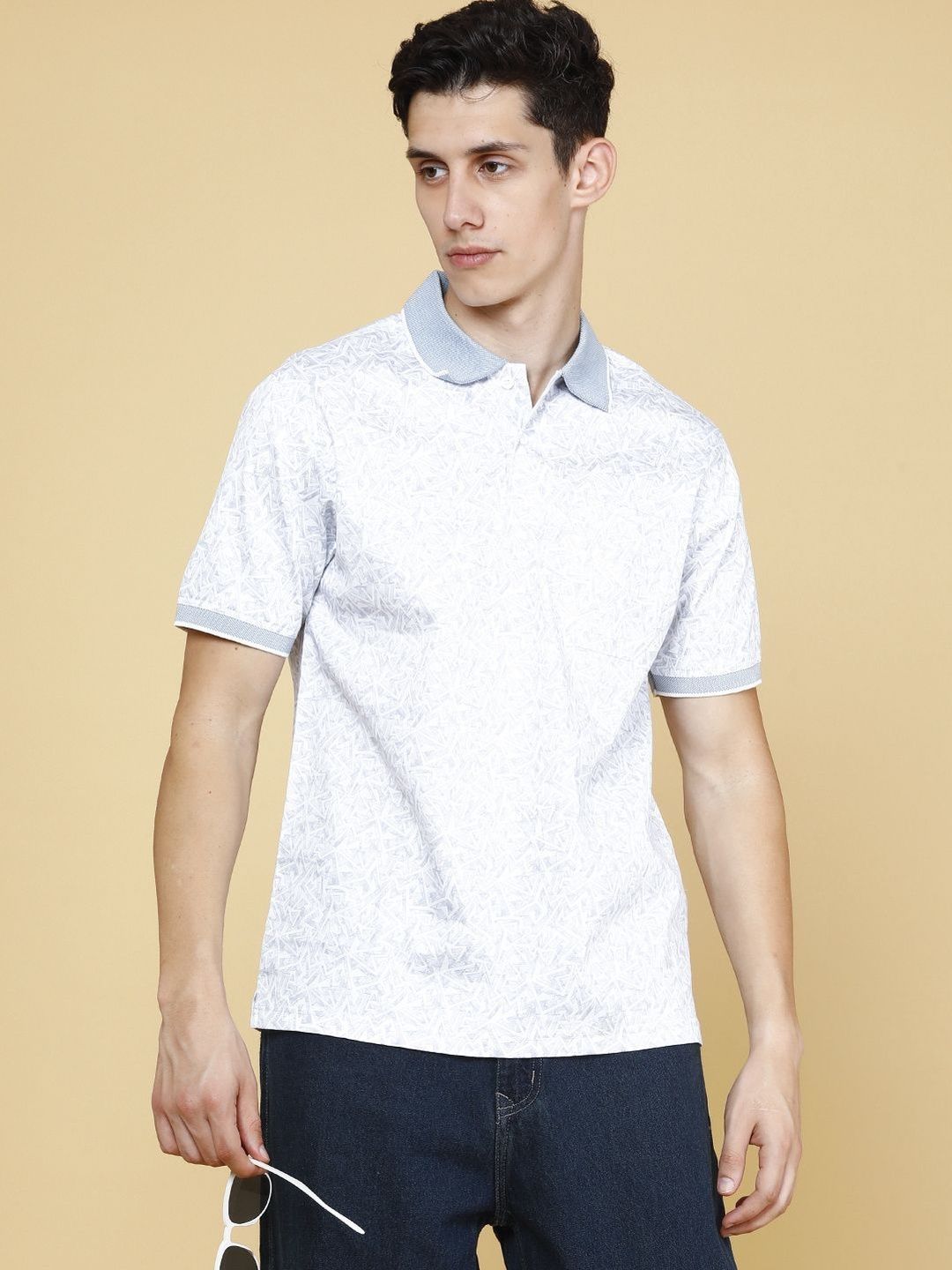LIMEROAD Men Printed Polo Collar T-shirt