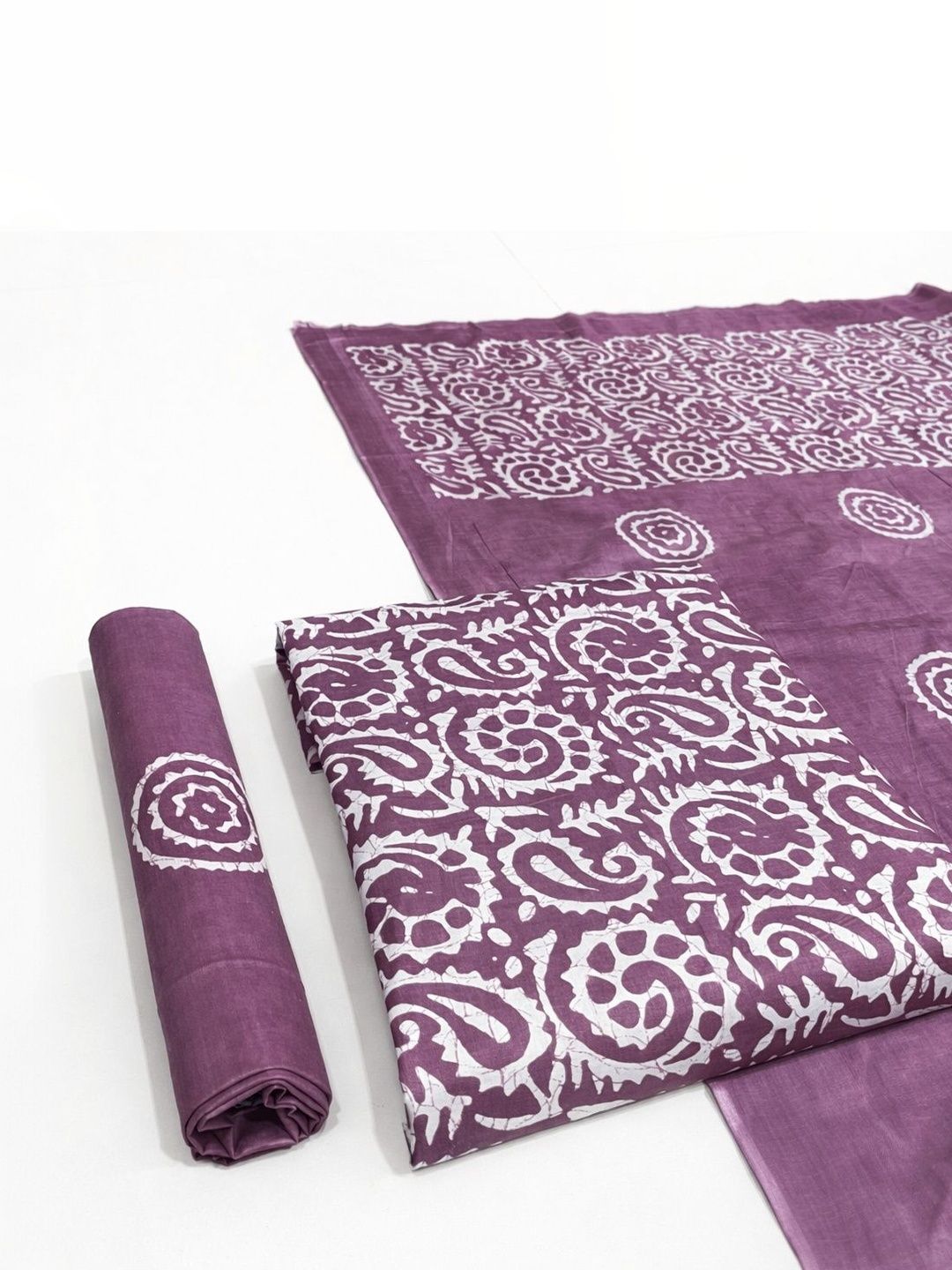 VAIBHAV COTTON Printed Pure Cotton Unstitched Dress Material