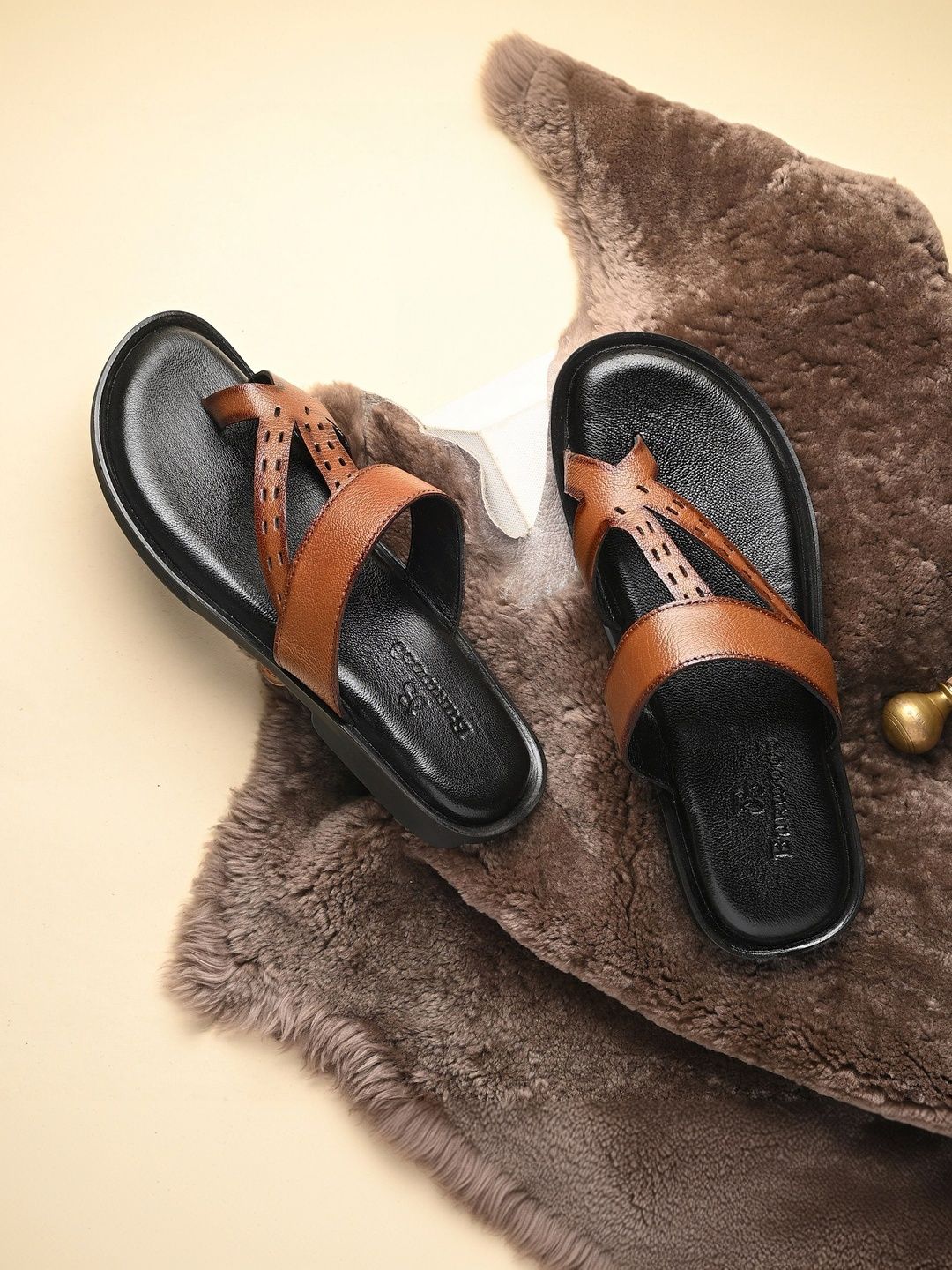 House of Pataudi Men Leather Sandals