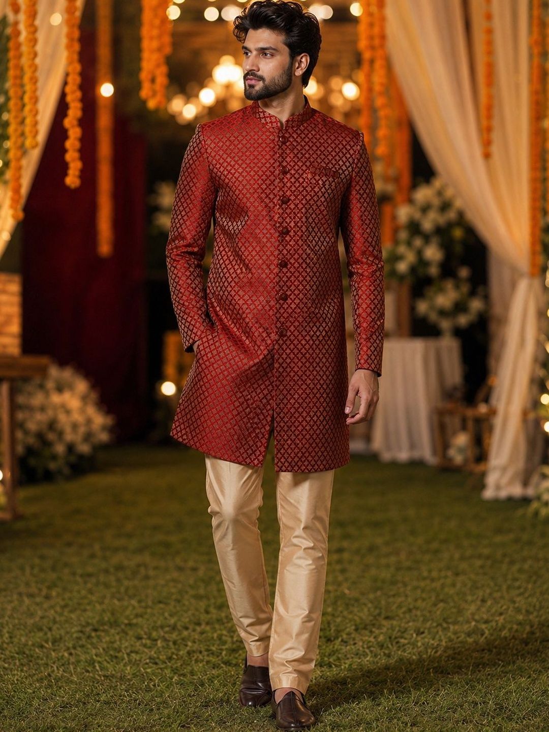 SOURAGYA Embroidered Mandarin Collar Sherwani