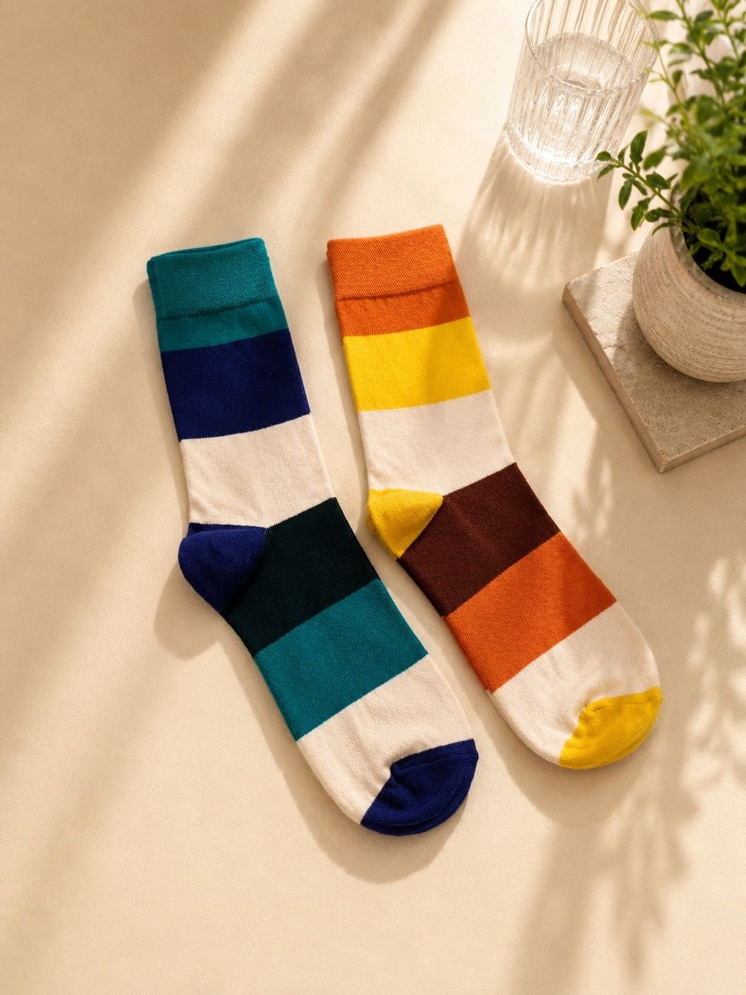 Thela Gaadi Unisex Pack Of 2 Stripes Printed Calf-Length Socks