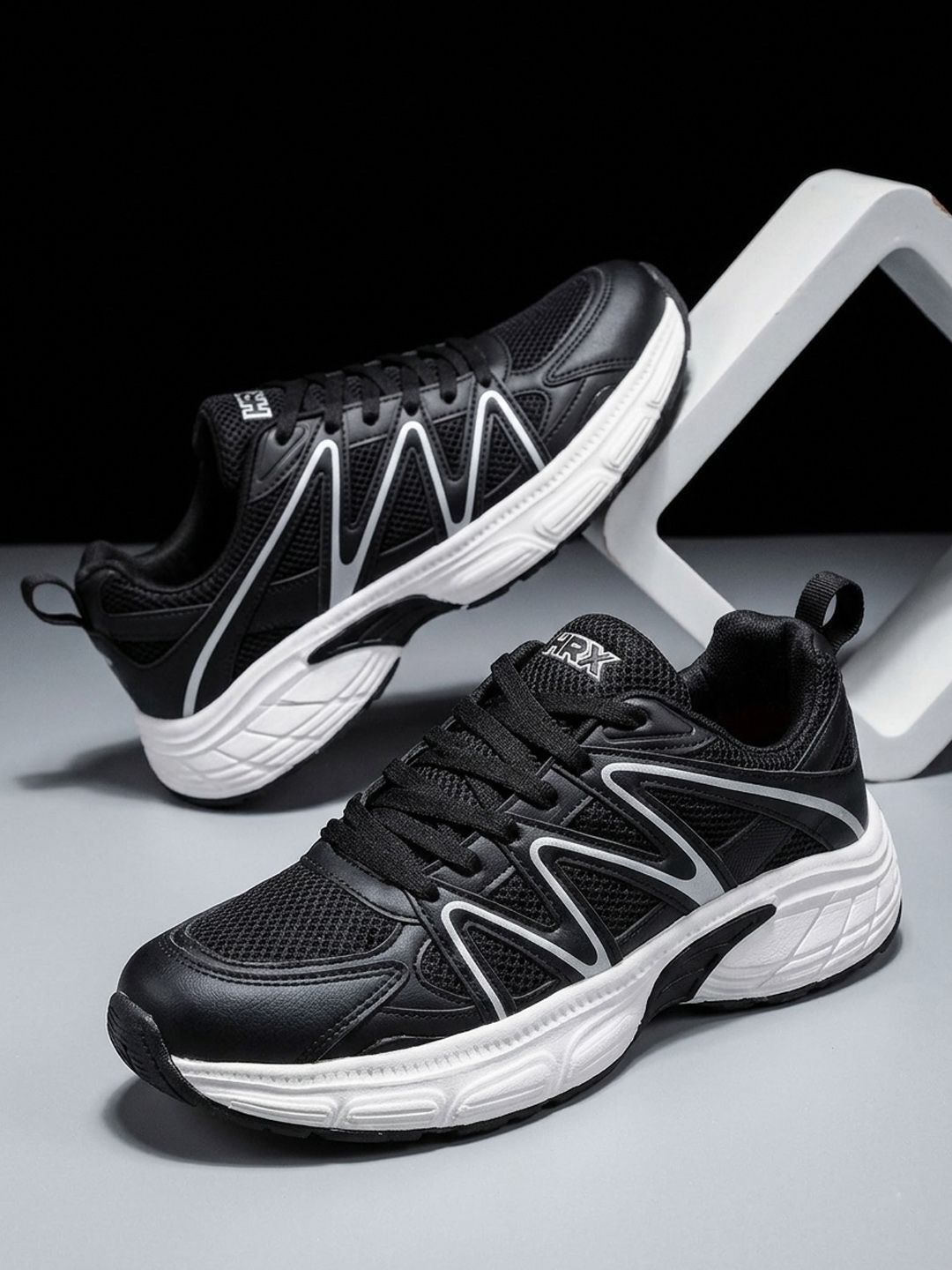 HRX by Hrithik Roshan Hrx-vacuum X1 Black Casual Shoes