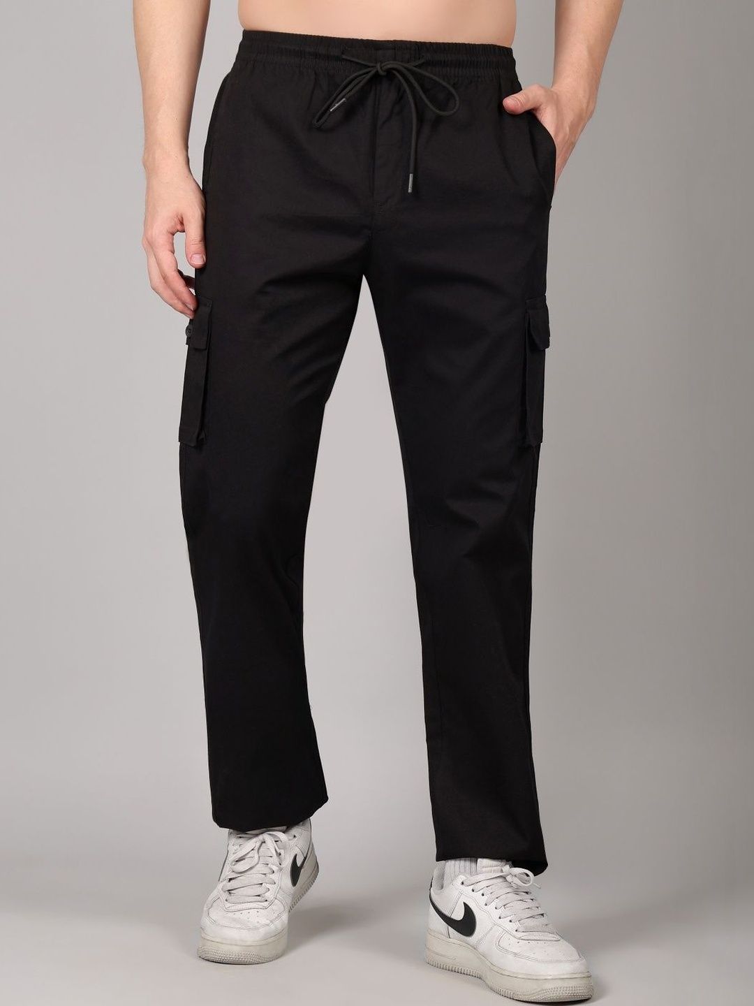 Roadster Men Relaxed Straight Leg Easy Wash Cargos Trousers