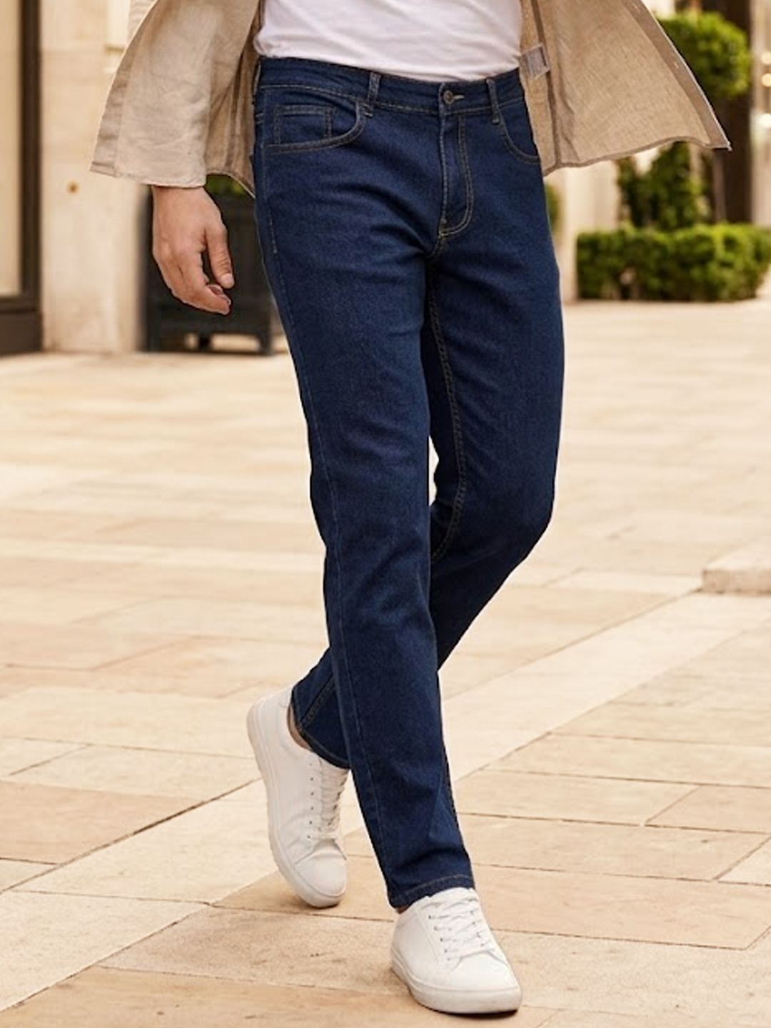 Urbano Fashion Men Blue Slim Fit Mid-Rise Clean Look Stretchable Jeans