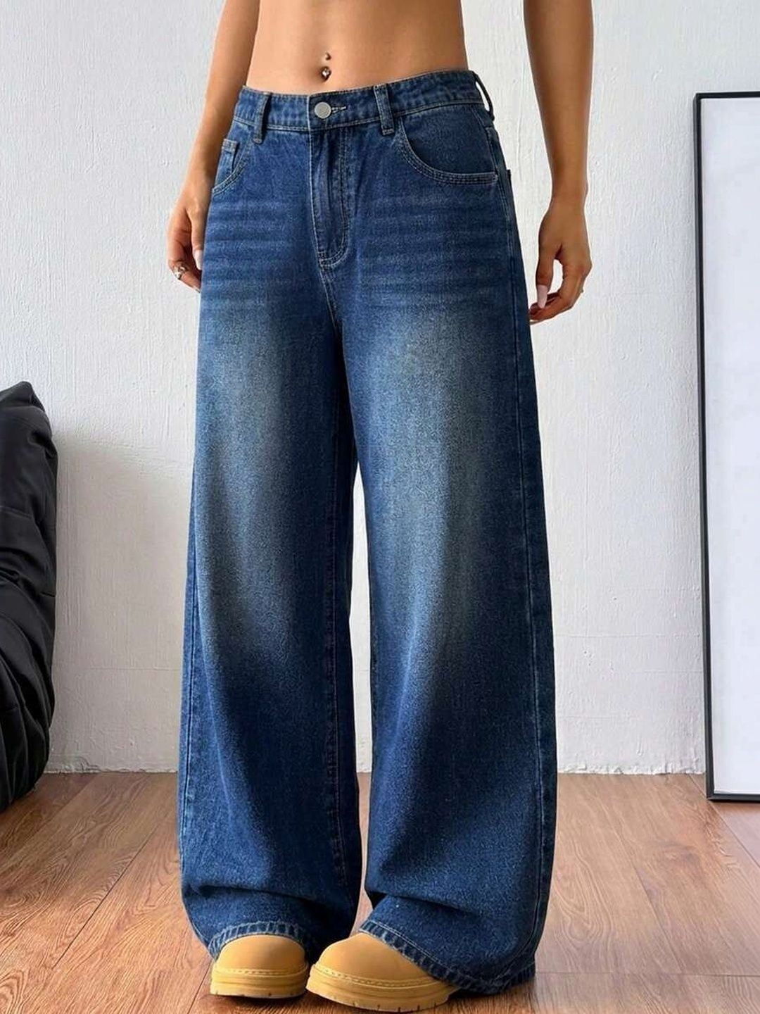 YMT YMT Women Jean Straight Fit Mid-Rise Low Distress Jeans