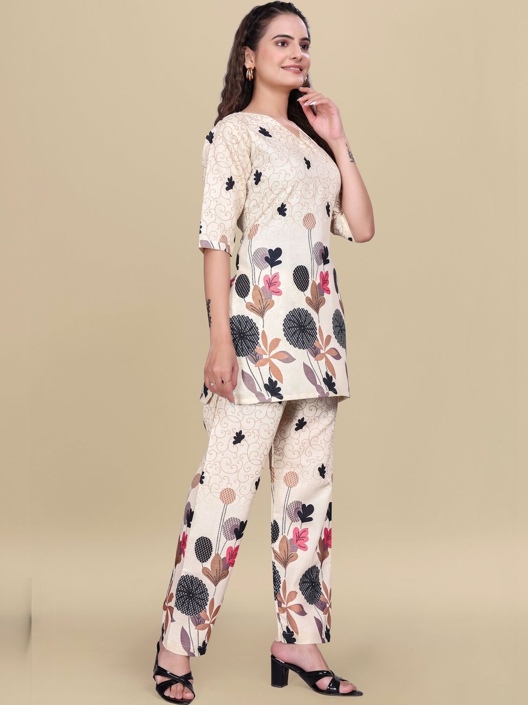 ZELZIS Floral Cotton Printed Top with Trousers