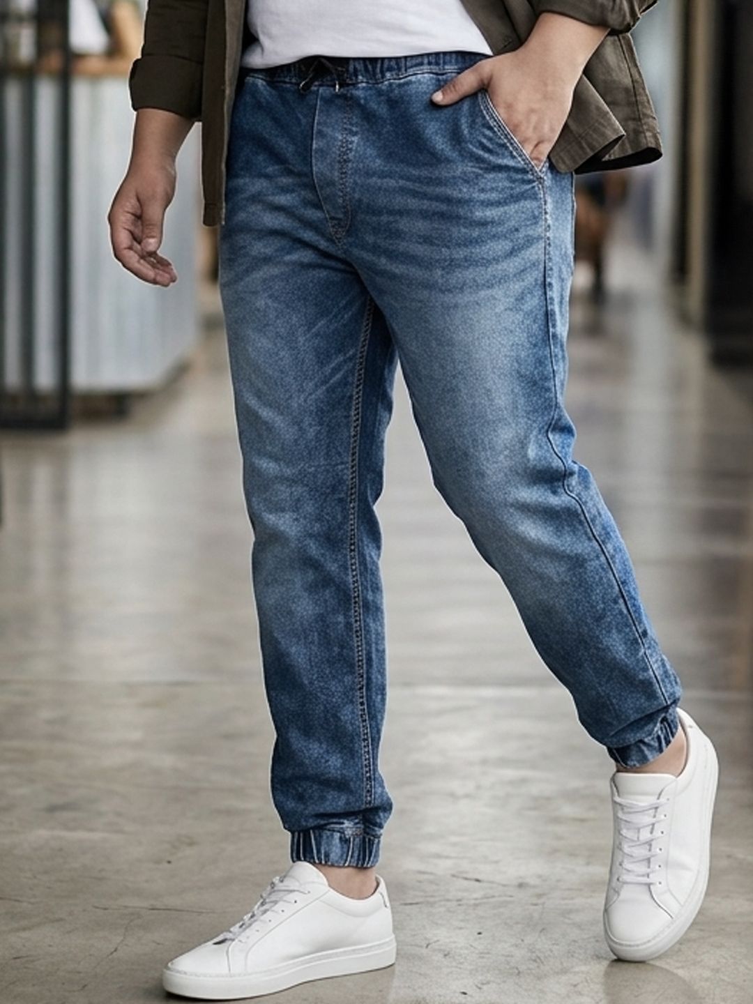 Urbano Plus Men Blue Acid Washed Heavy Faded Jeans