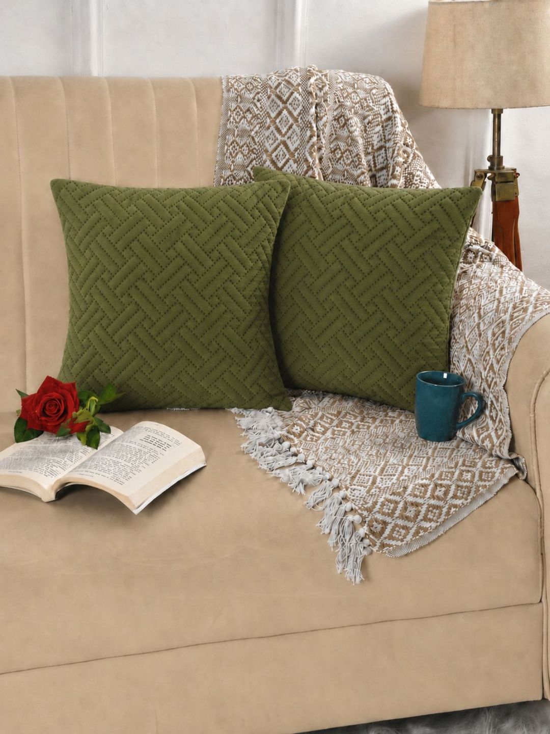 Florida Florida Olive Green Set of 2 Velvet Square Cushion Covers