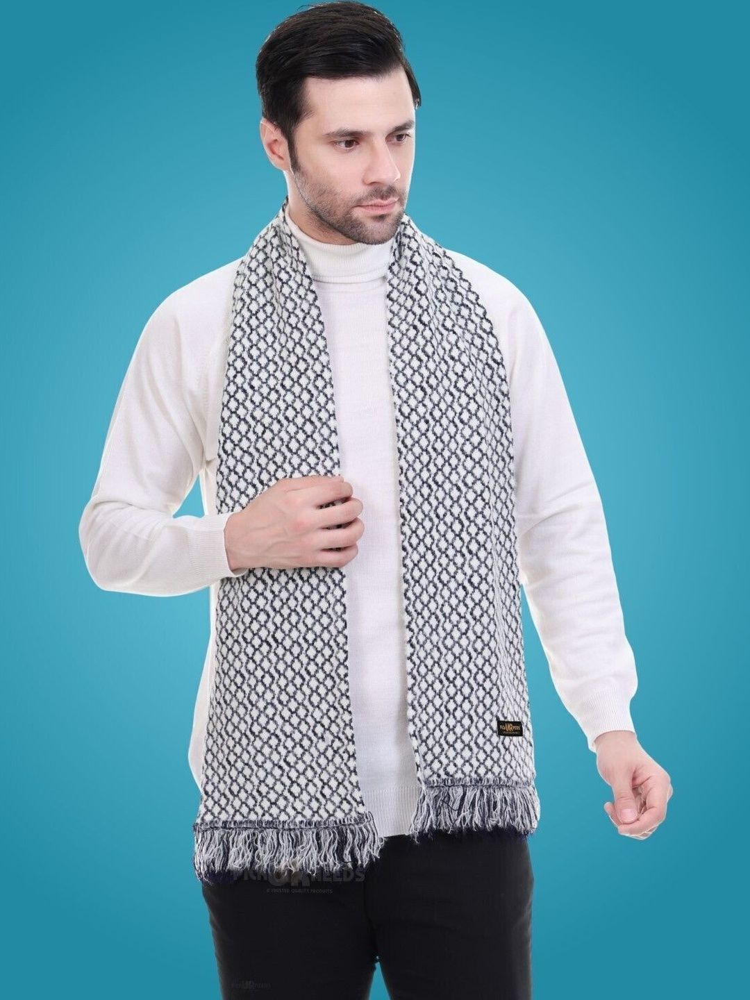 Daily Needs Shop Men Patterned Merino Wool Mufflers
