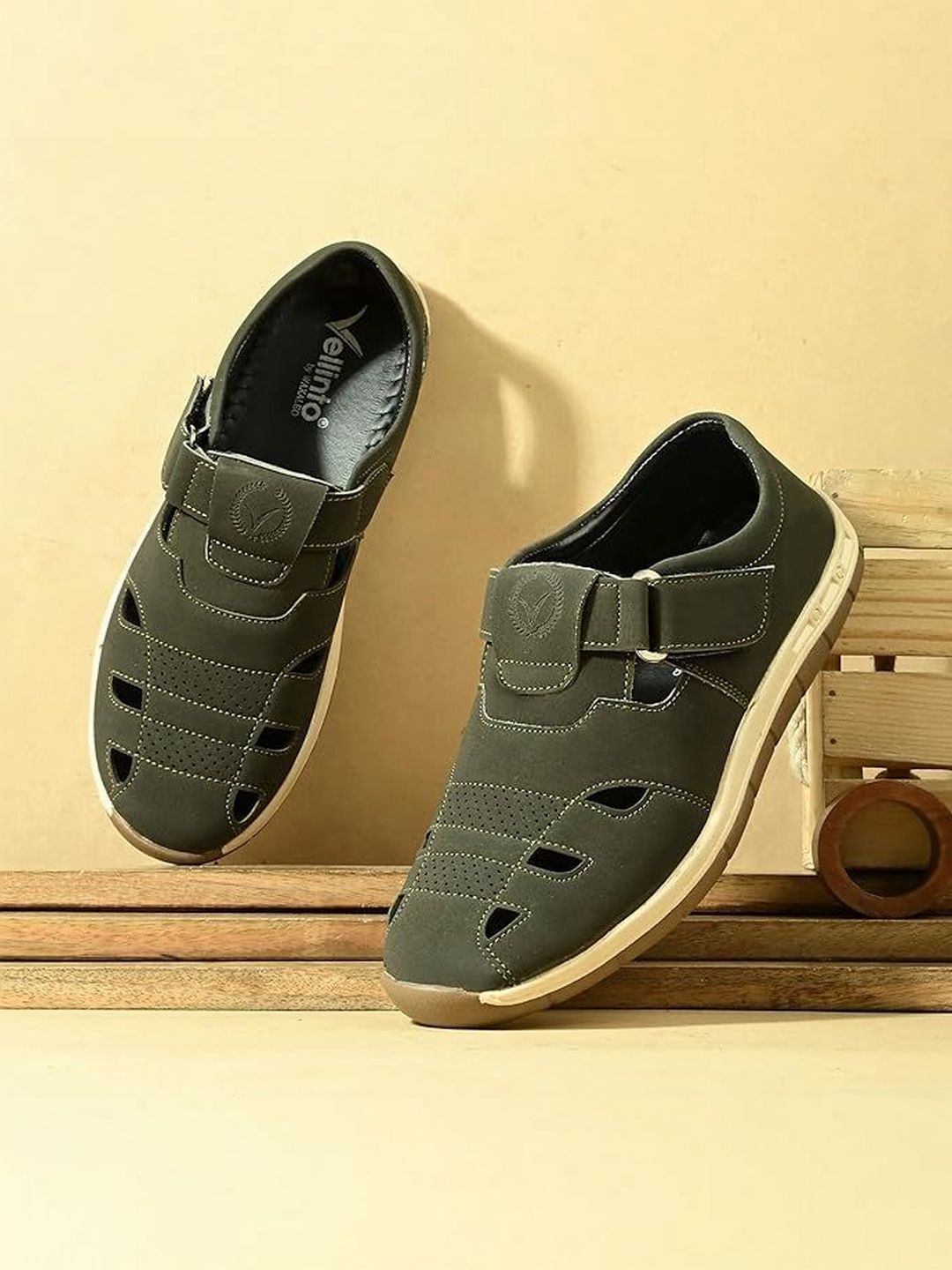 Vellinto Men Fisherman Sandals